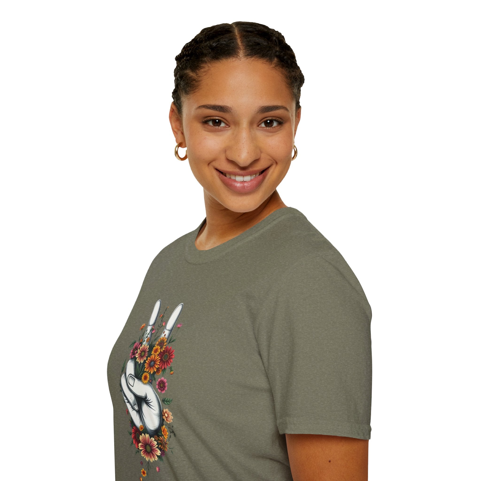 Camiseta unisex de estilo suave Grow Peace: inspiración boho, perfecta para festivales y uso diario