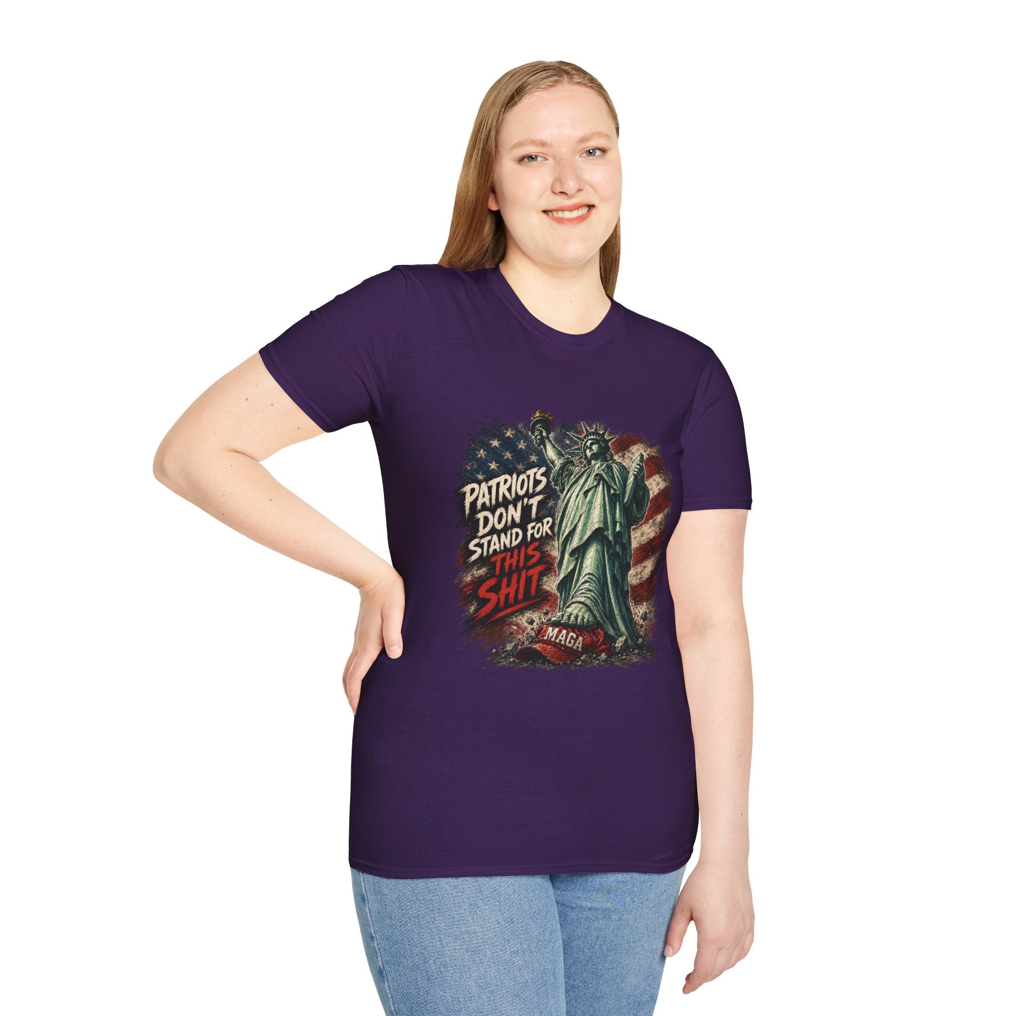 Patriots Don’t Stand For This T-Shirt — Statue of Liberty & Distressed Flag Graphic