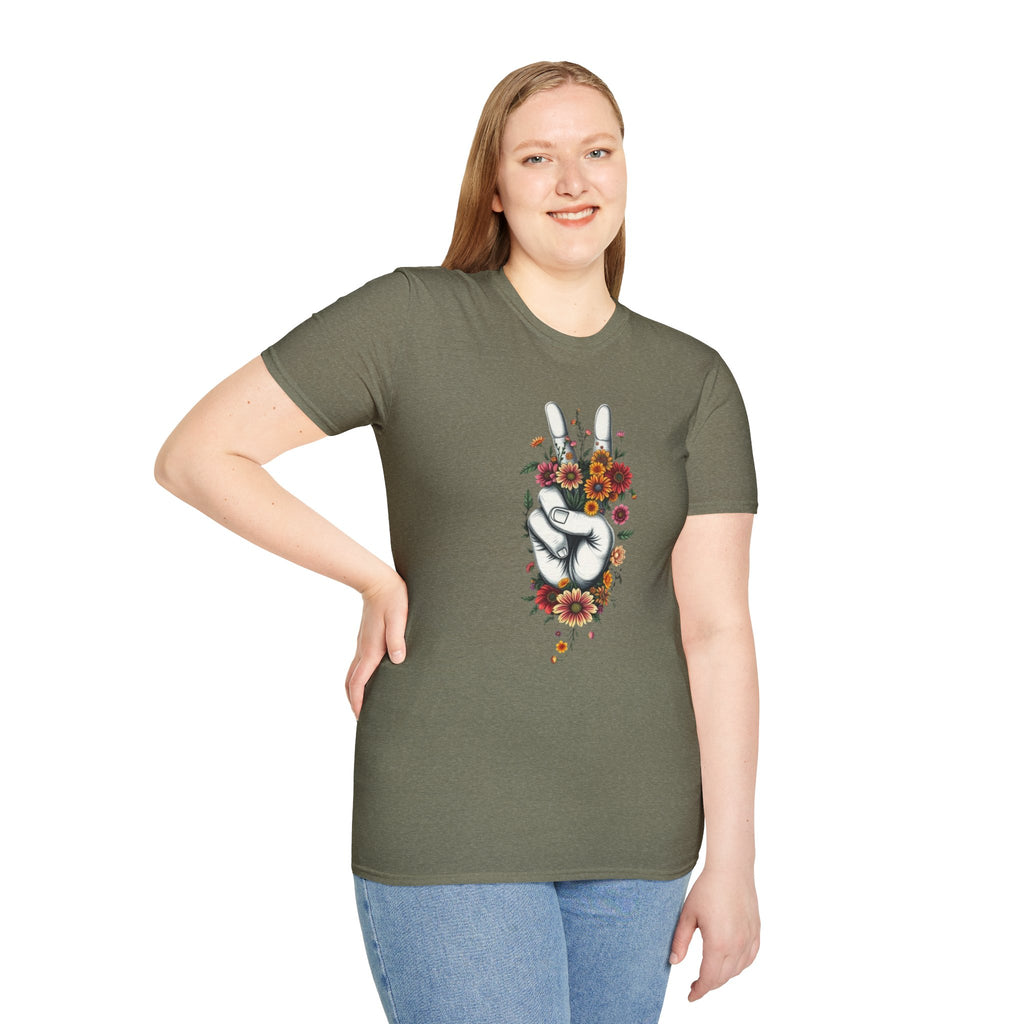 Camiseta unisex de estilo suave Grow Peace: inspiración boho, perfecta para festivales y uso diario