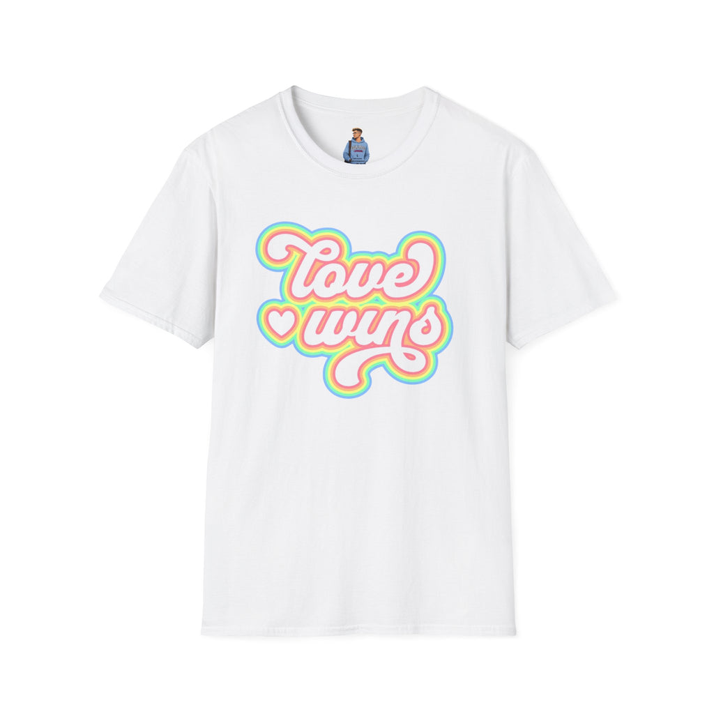 Camiseta unisex de estilo suave Love Wins: vibraciones positivas para el orgullo y el uso diario