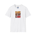 Camiseta unisex Softstyle: camiseta inspiradora "La historia negra es ahora"