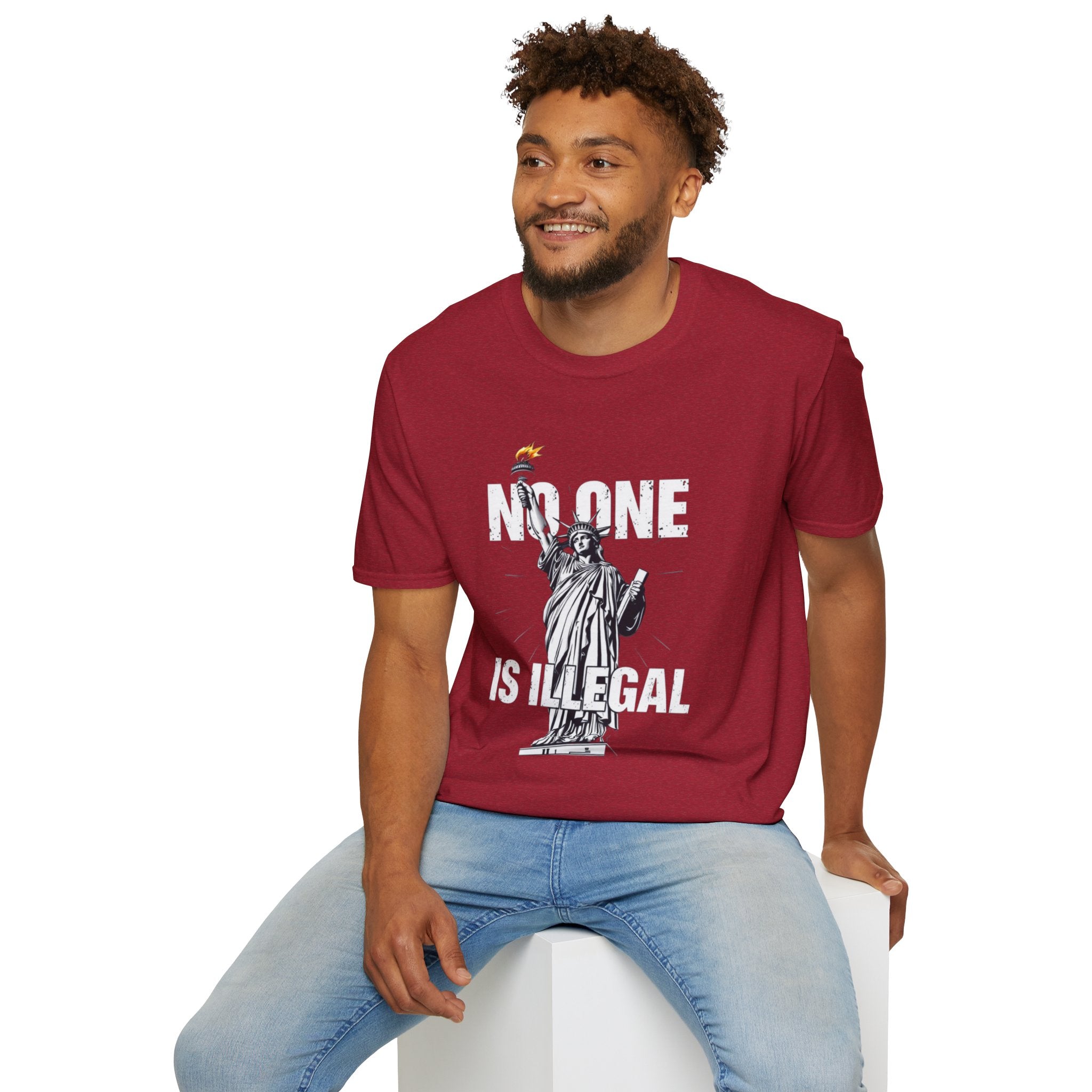 Camiseta unisex de estilo suave: camiseta gráfica con el lema "Nadie es ilegal" para defensores de la justicia social