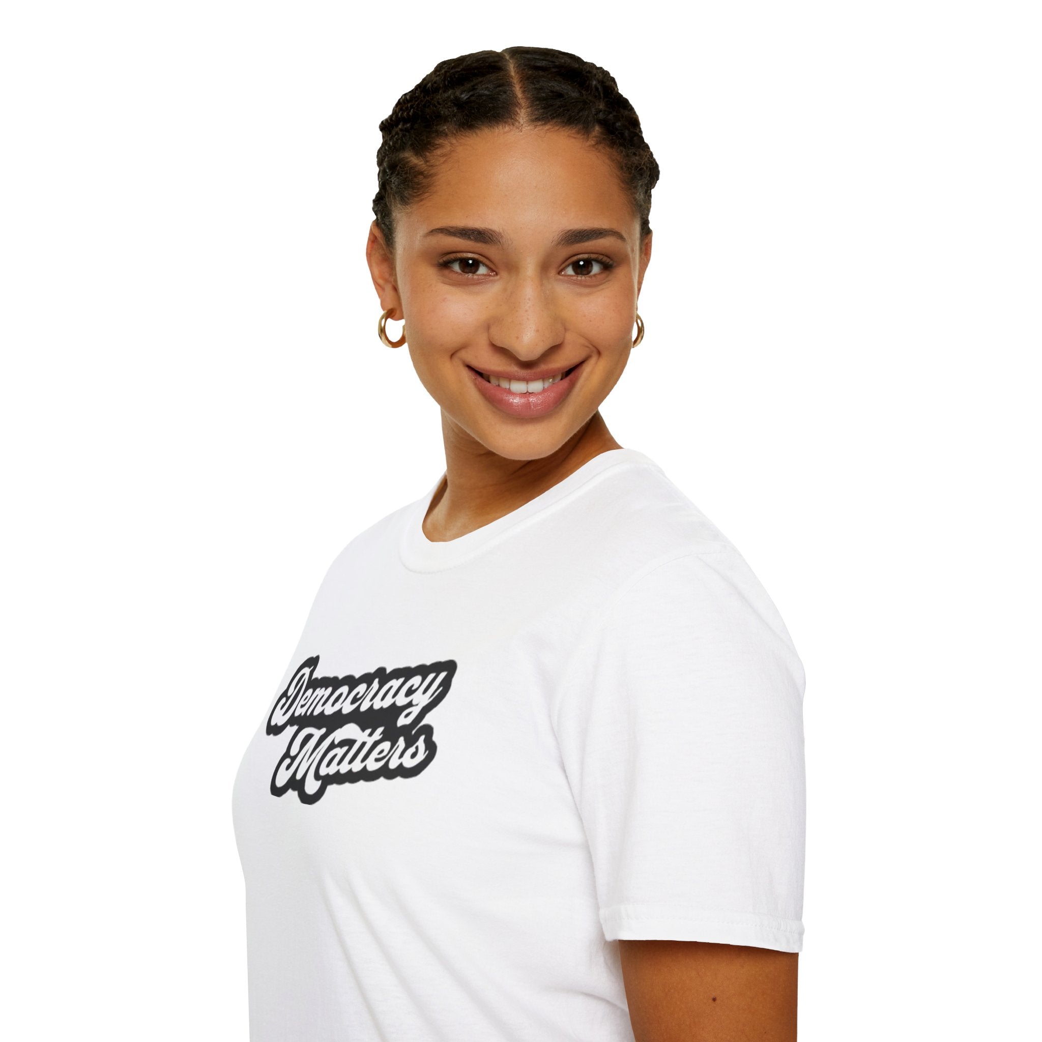 Camiseta unisex de estilo suave con gráficos "La democracia importa" y "Nosotros, el pueblo, estamos cabreados".