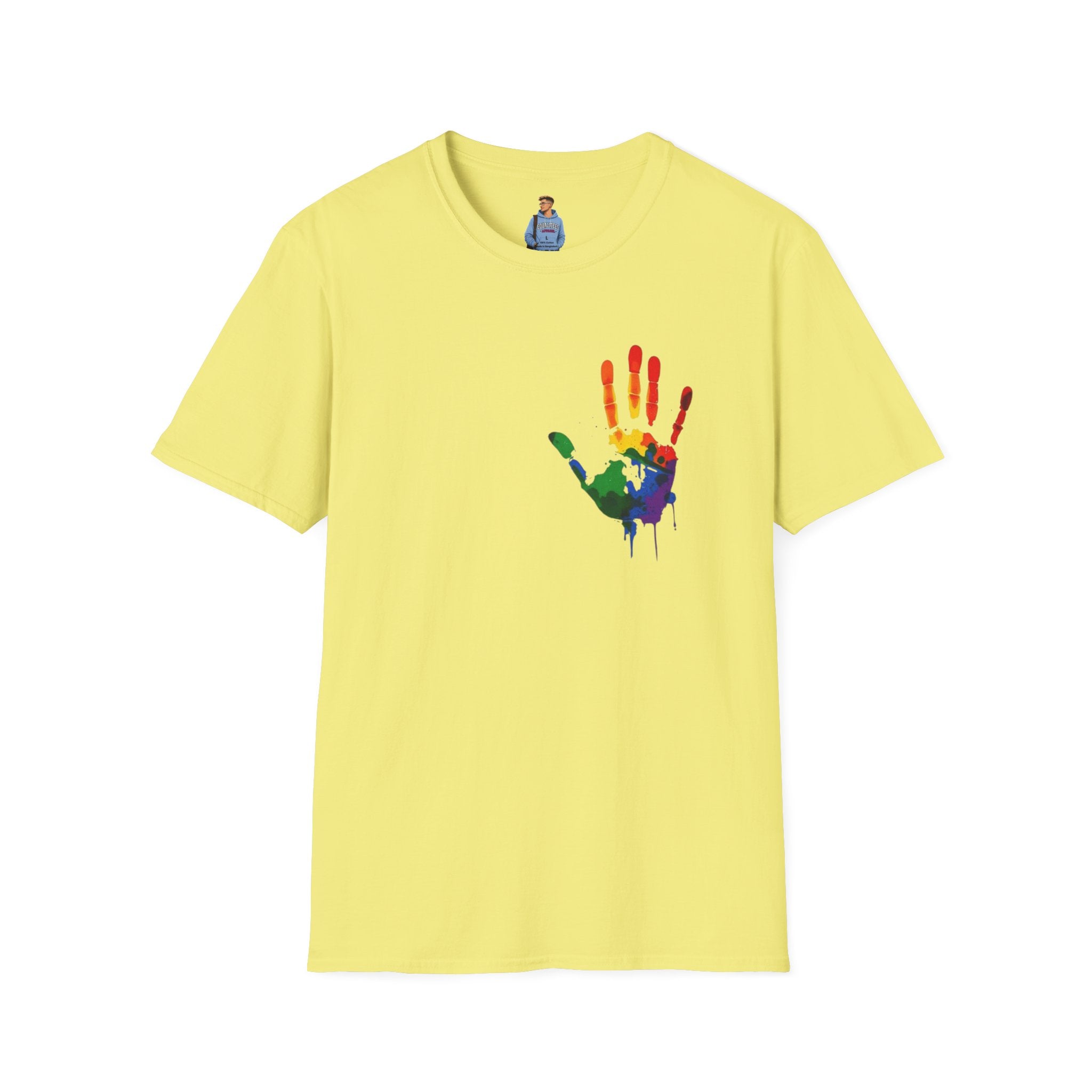 Camiseta unisex de estilo suave con arte inclusivo: «Huella de arcoíris, todos pertenecemos»