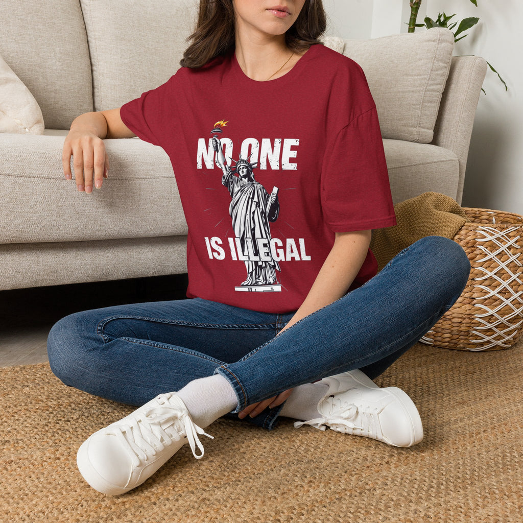 Camiseta unisex de estilo suave: camiseta gráfica con el lema "Nadie es ilegal" para defensores de la justicia social