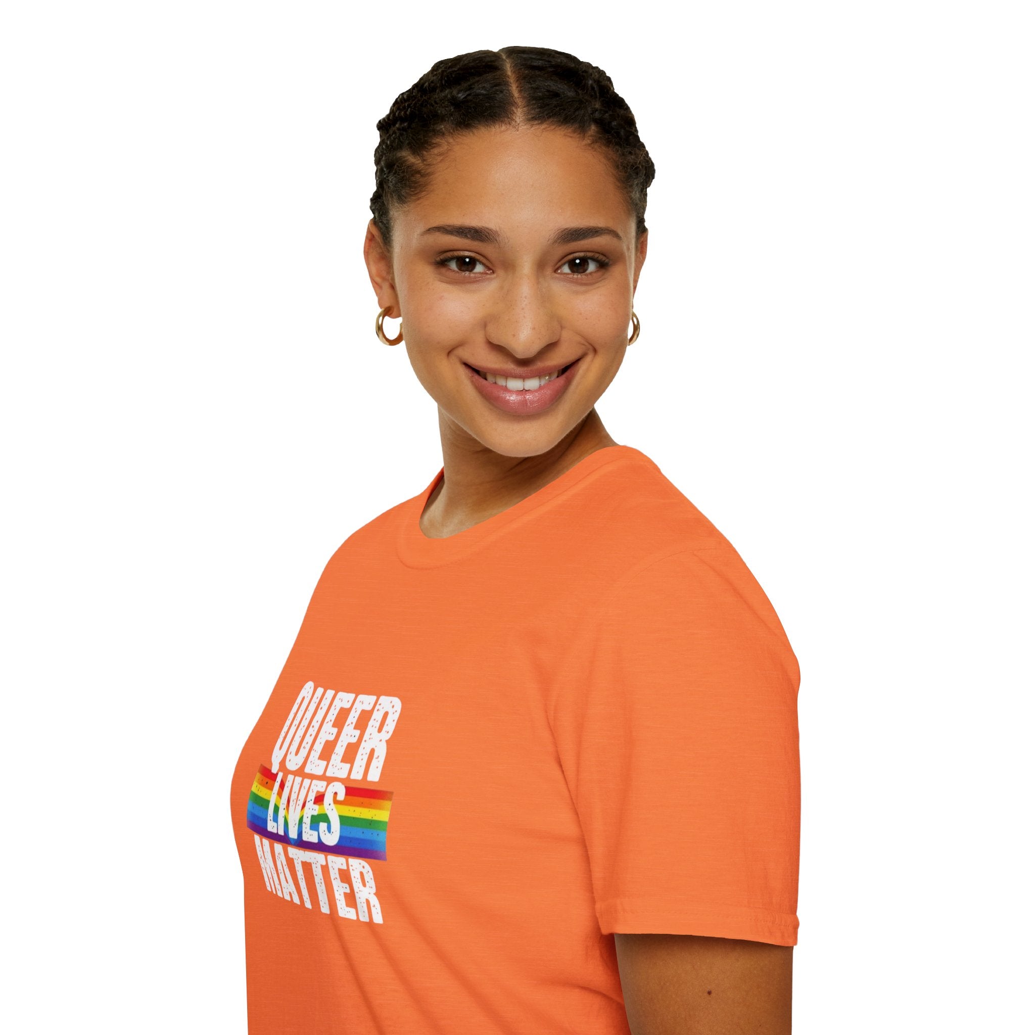 Camiseta unisex de estilo suave "Queer Lives Matter" - Apoya los derechos LGBTQ+