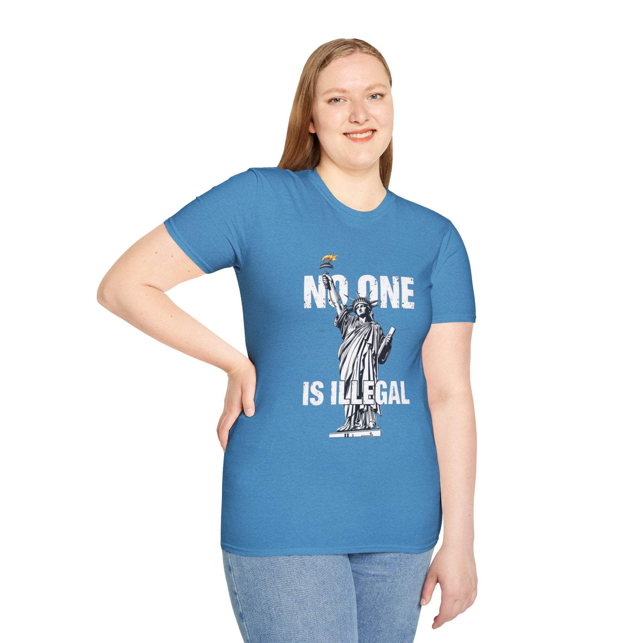 Camiseta unisex de estilo suave: camiseta gráfica con el lema "Nadie es ilegal" para defensores de la justicia social