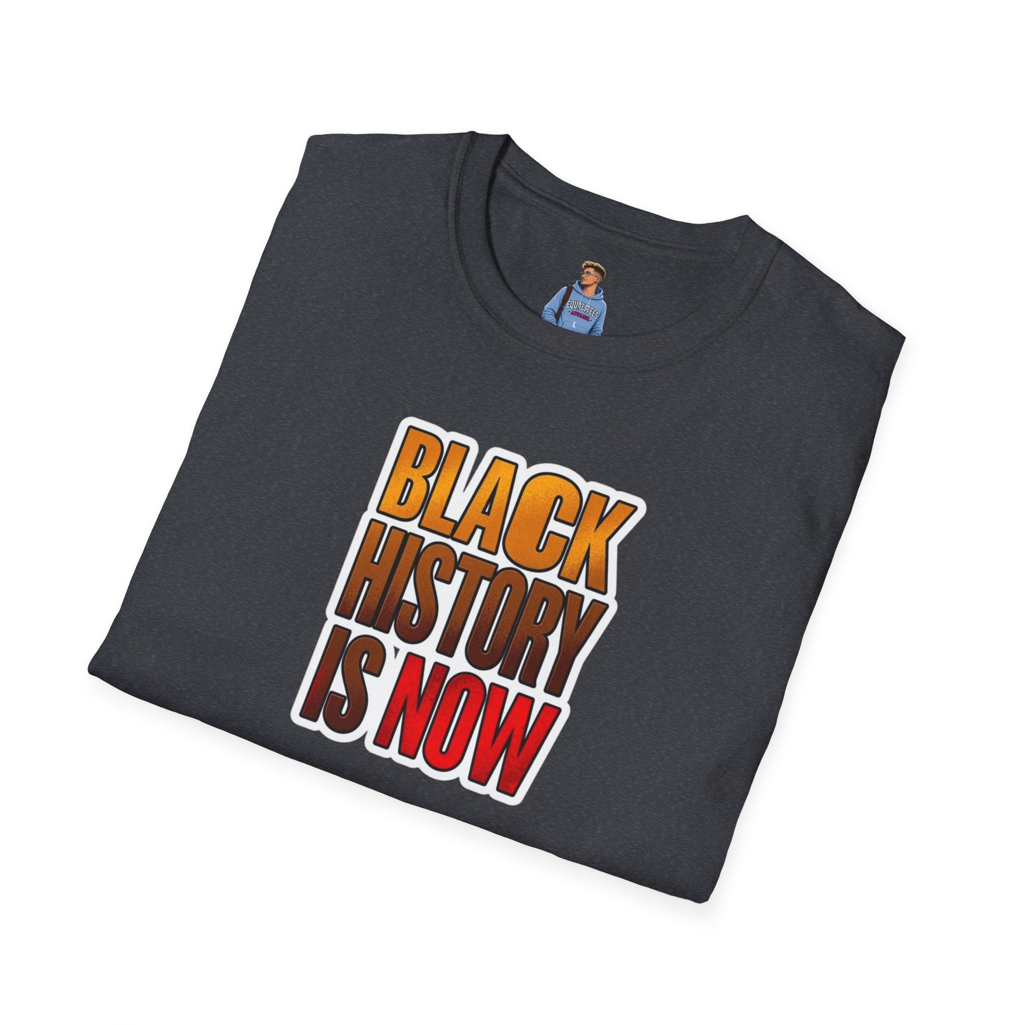 Camiseta unisex Softstyle: camiseta inspiradora "La historia negra es ahora"