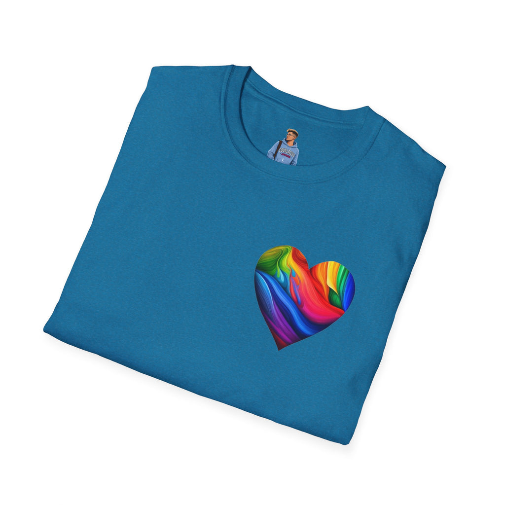 Camiseta unisex Softstyle - Diseño de corazón de orgullo con la frase 'La existencia es resistencia'