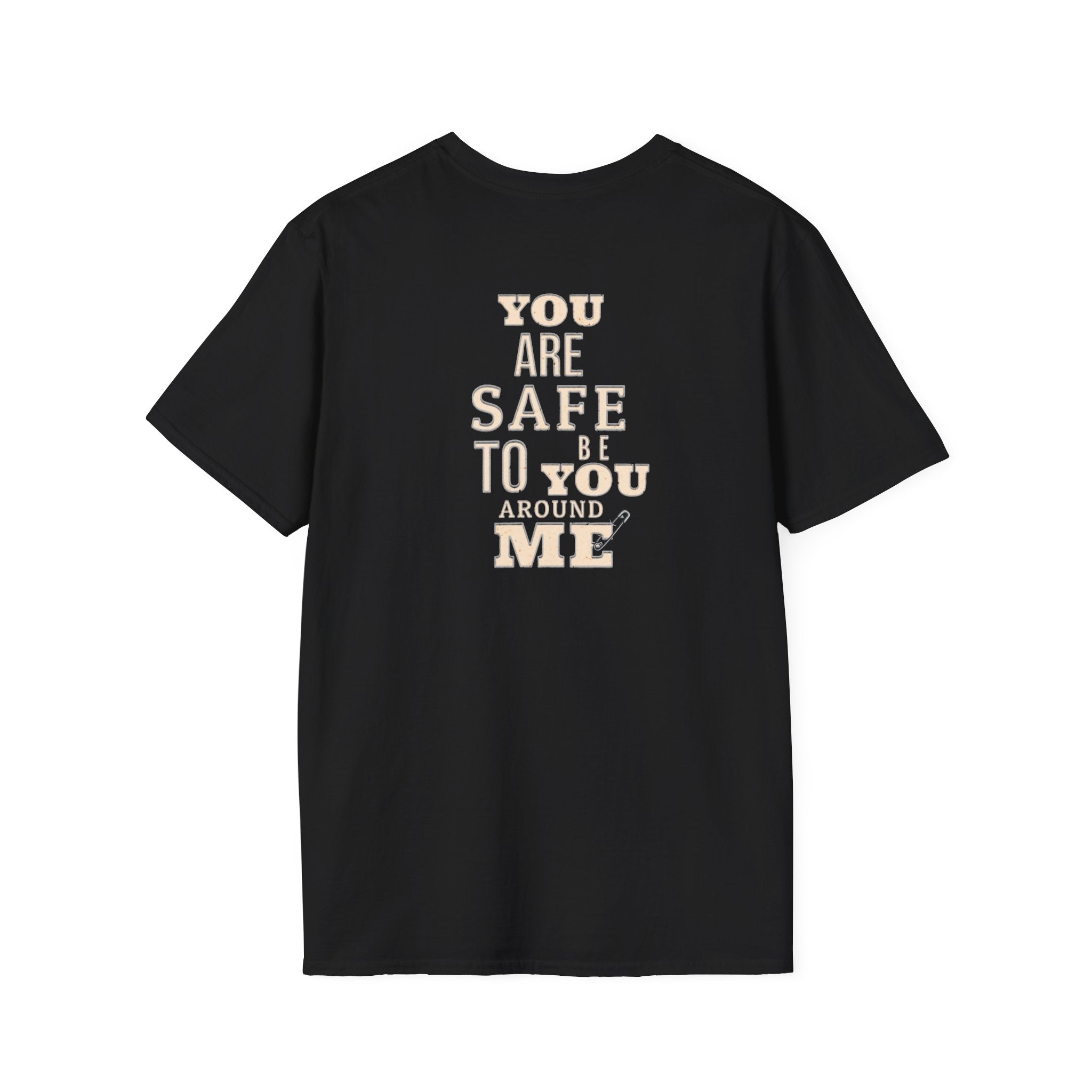 Camiseta unisex de estilo suave con el mensaje "Sepa que es amado" e inspiradora "Safety Pin"