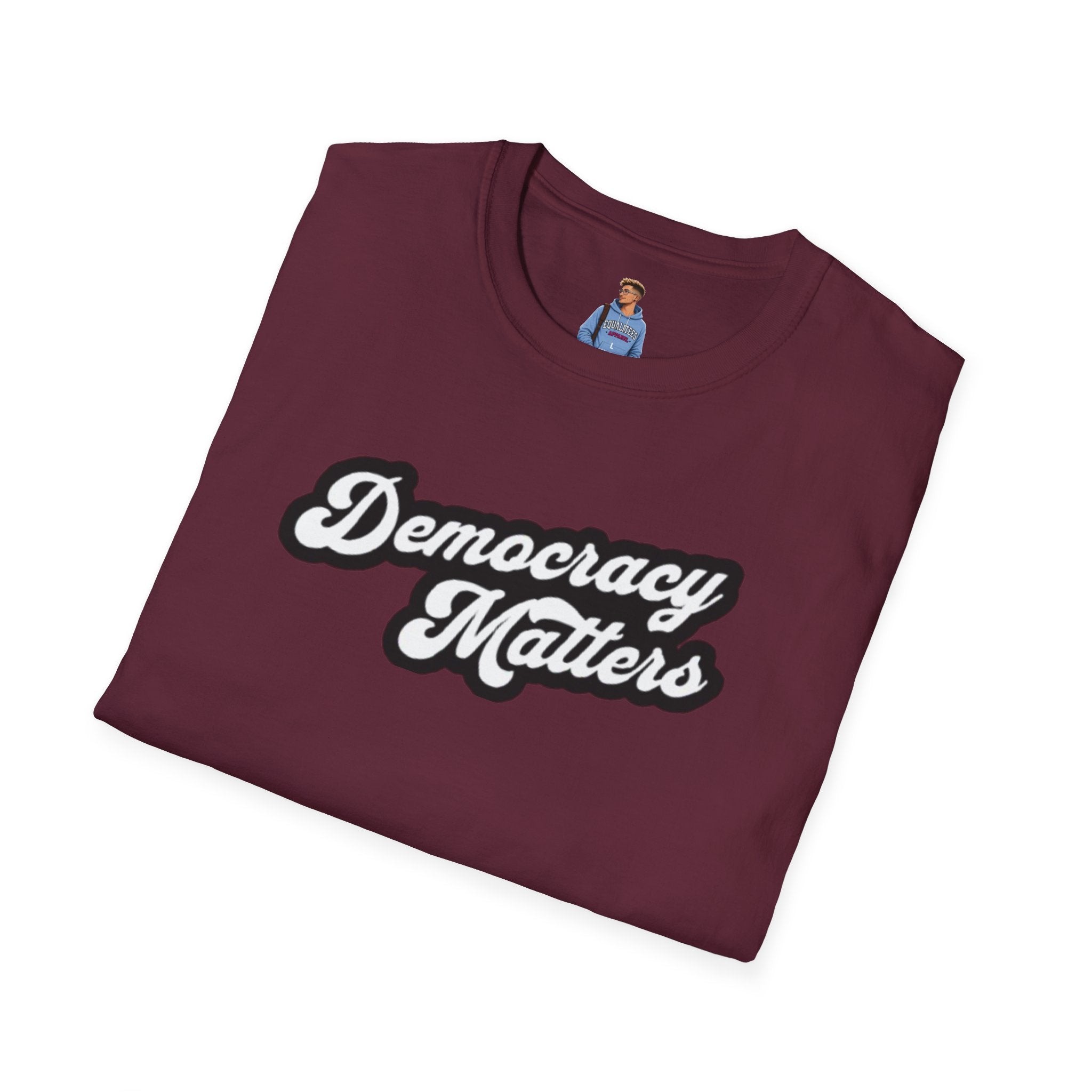 Camiseta unisex de estilo suave con gráficos "La democracia importa" y "Nosotros, el pueblo, estamos cabreados".