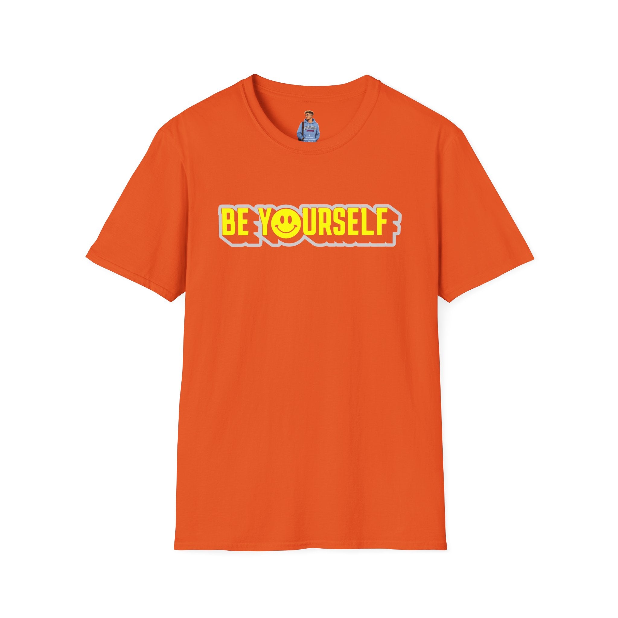 Camiseta unisex de estilo suave con el mensaje "Sé tú mismo" y "Smiley"