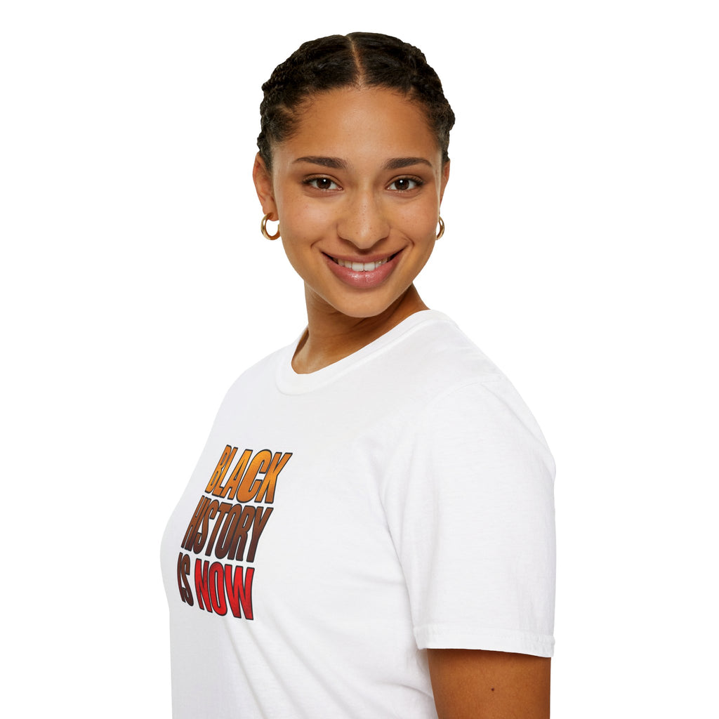 Camiseta unisex Softstyle: camiseta inspiradora "La historia negra es ahora"