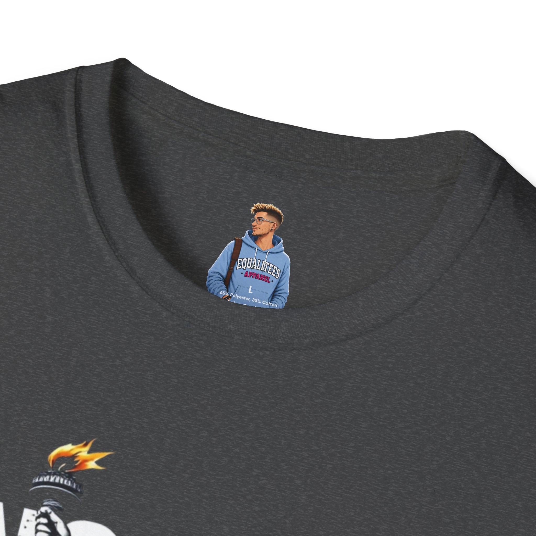 Camiseta unisex de estilo suave: camiseta gráfica con el lema "Nadie es ilegal" para defensores de la justicia social