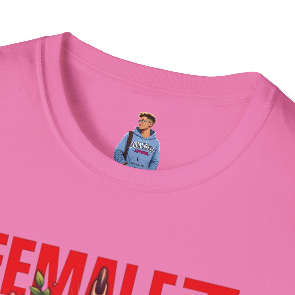 Camiseta unisex femenina Fierce: camiseta con estampado floral de estilo suave