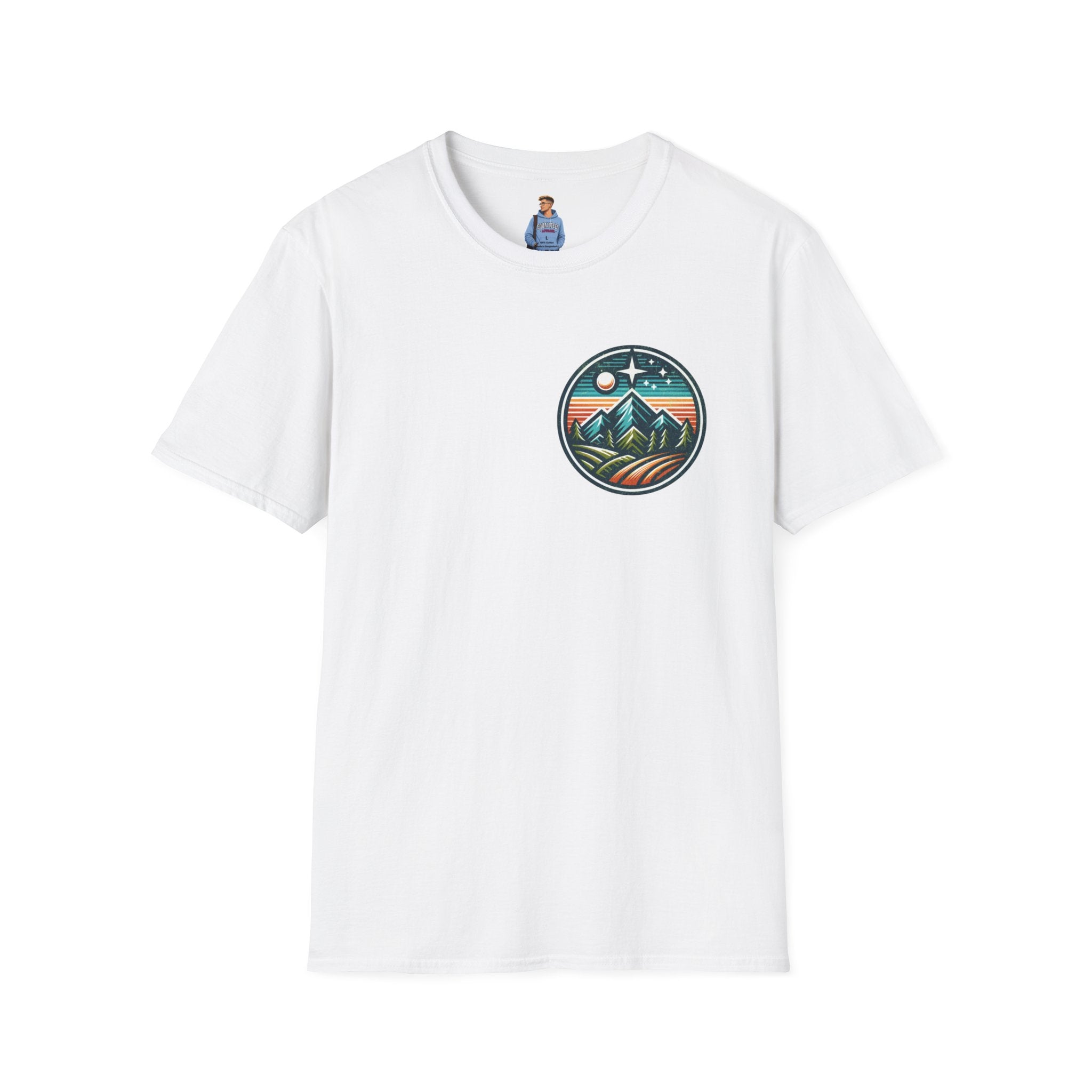 Camiseta unisex de estilo suave para aventuras al aire libre: diseño "Escucha lo salvaje: la naturaleza es mi religión"
