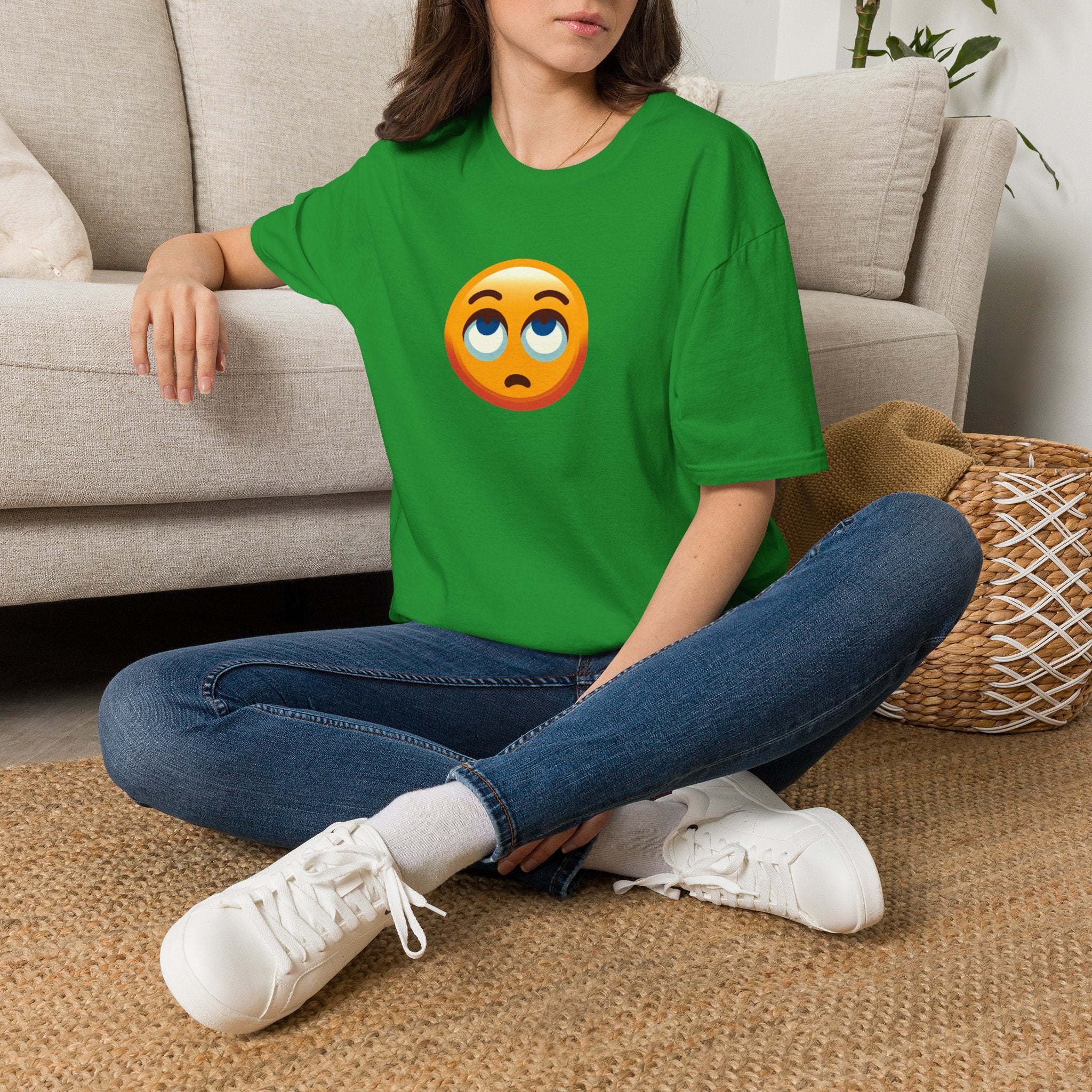 Camiseta unisex de estilo suave con emoji de ojos en blanco | Camiseta gráfica informal para el día a día