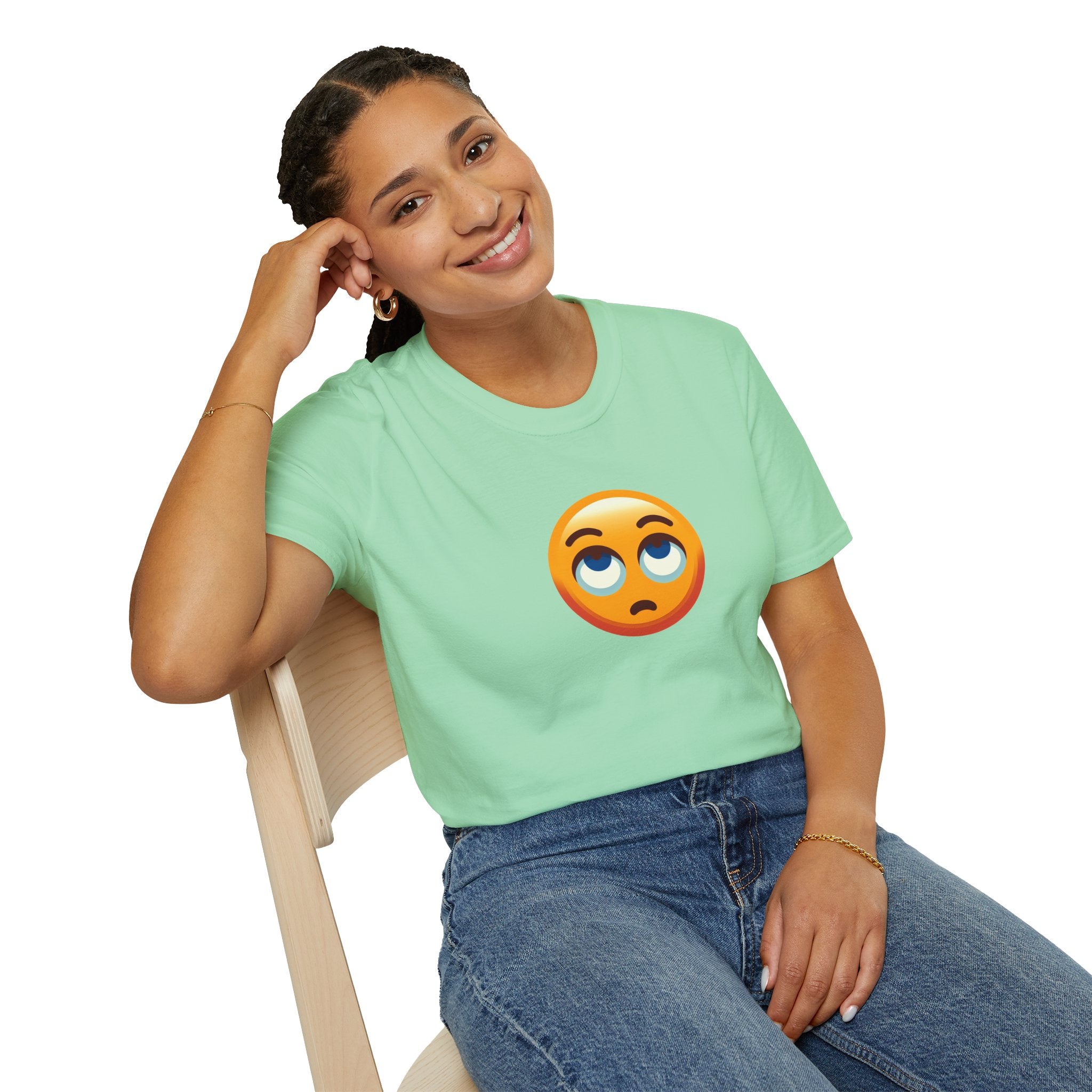 Camiseta unisex de estilo suave con emoji de ojos en blanco | Camiseta gráfica informal para el día a día