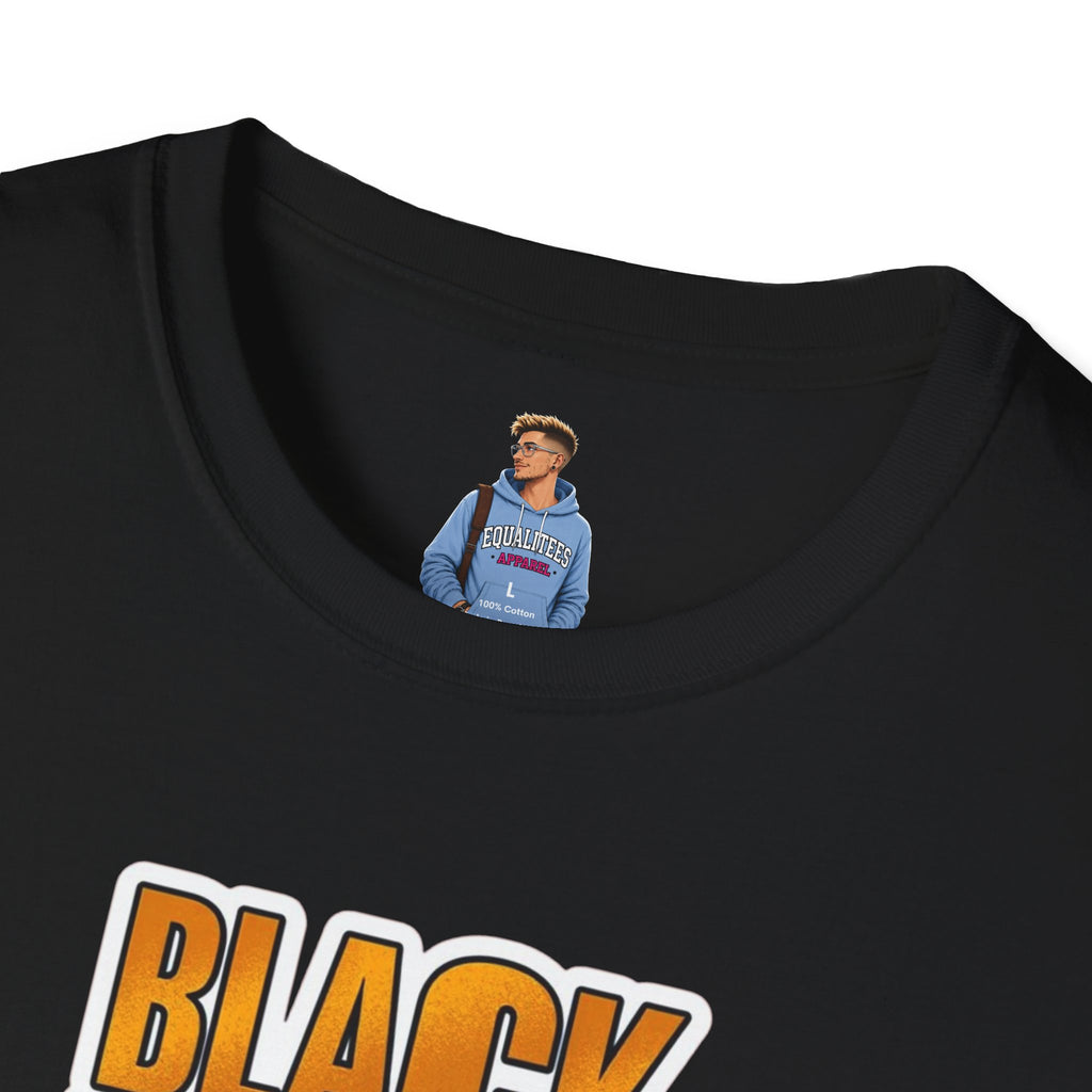 Camiseta unisex Softstyle: camiseta inspiradora "La historia negra es ahora"