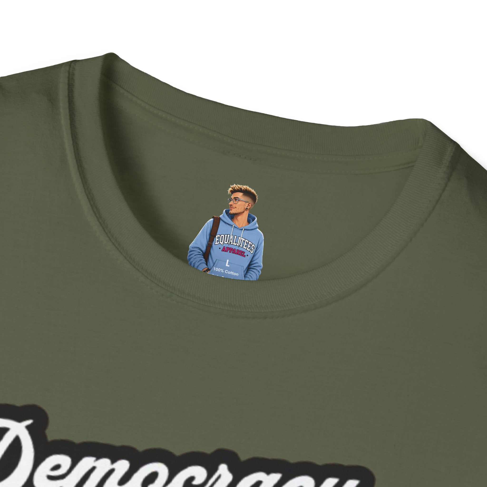 Camiseta unisex de estilo suave con gráficos "La democracia importa" y "Nosotros, el pueblo, estamos cabreados".