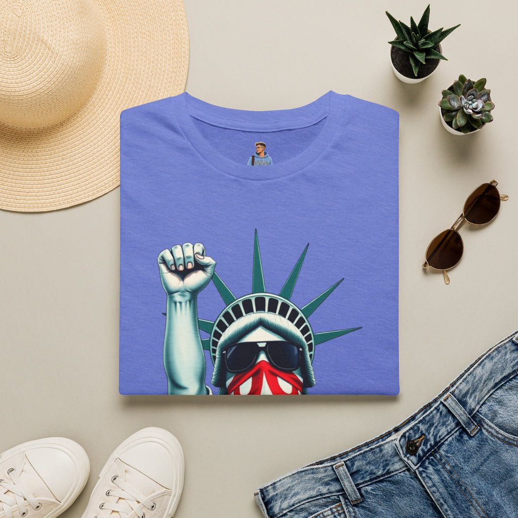 Resist - Patriotic Statue of Liberty T-Shirt - Unisex Softstyle Tee