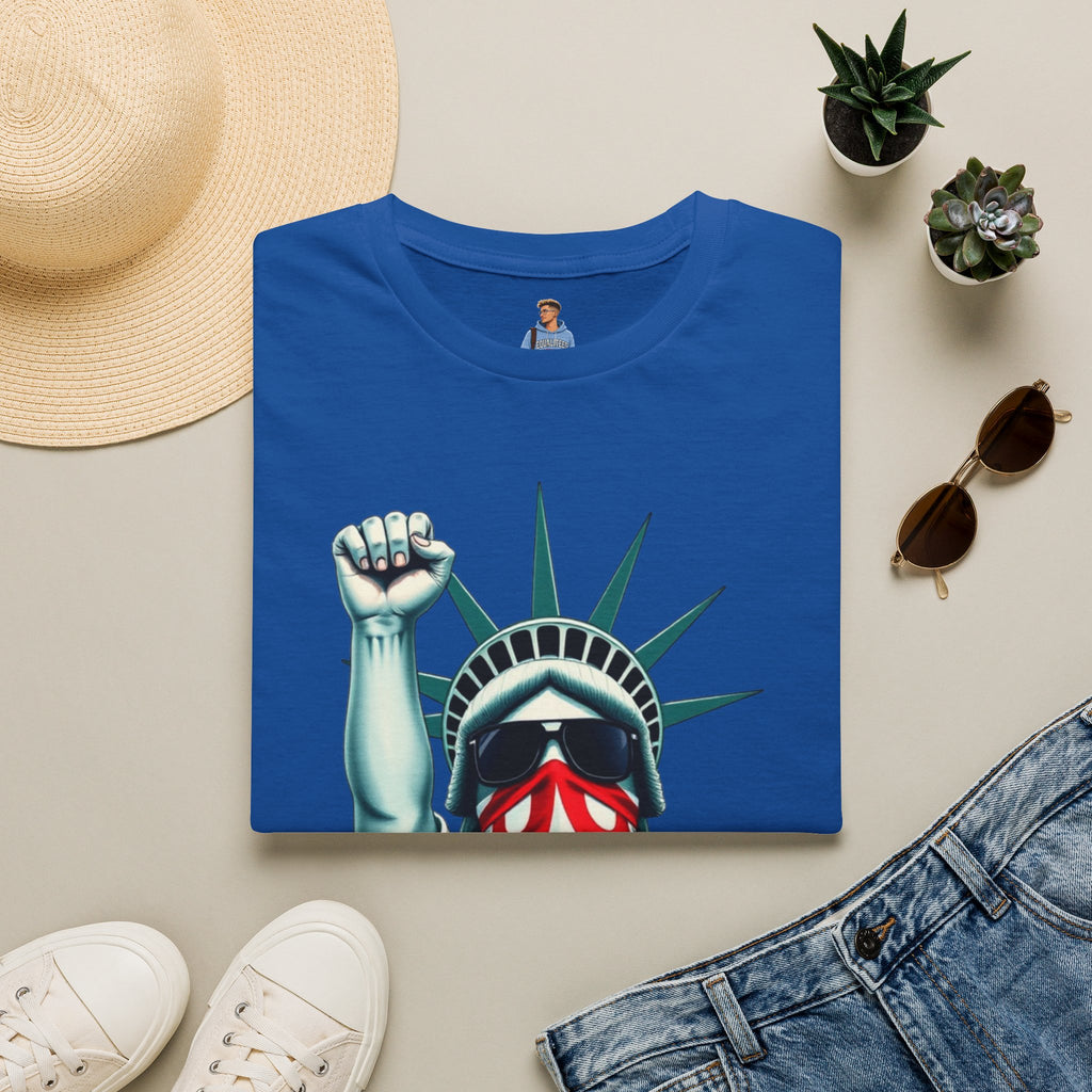Resist - Patriotic Statue of Liberty T-Shirt - Unisex Softstyle Tee