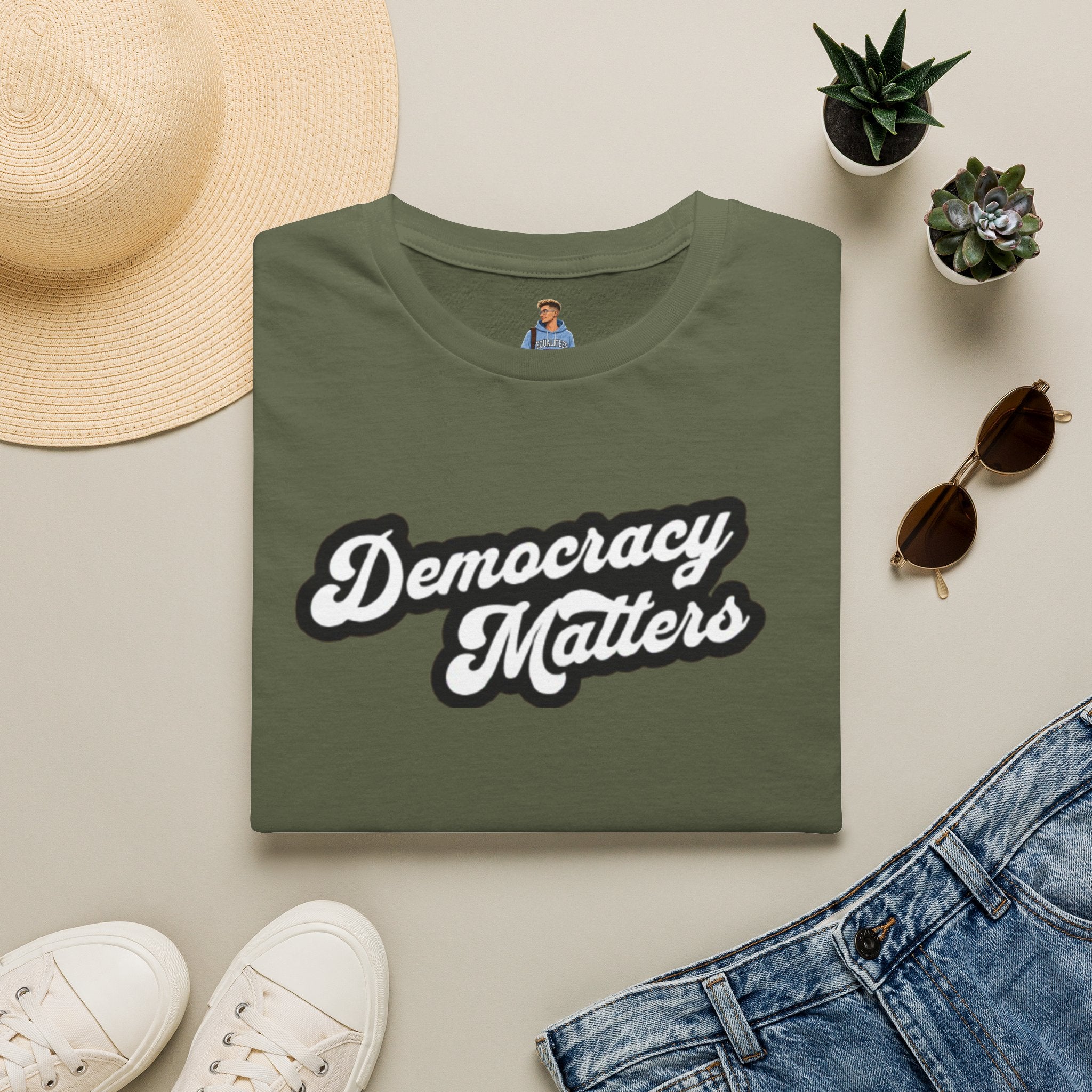 Camiseta unisex de estilo suave con gráficos "La democracia importa" y "Nosotros, el pueblo, estamos cabreados".