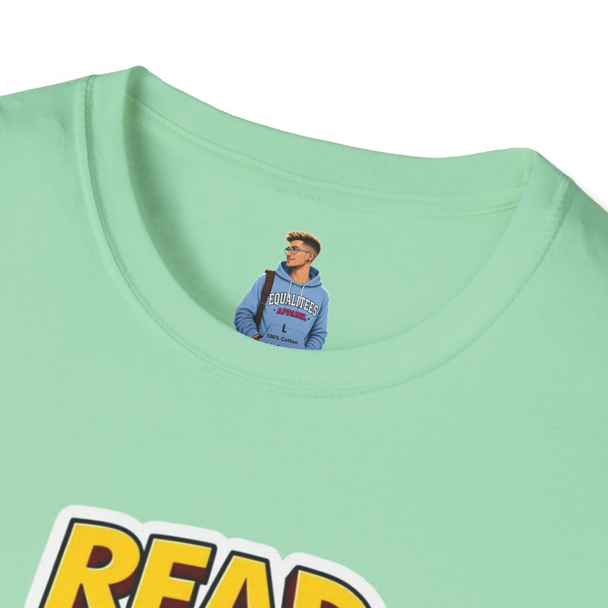 Read Banned Books Graphic T-Shirt