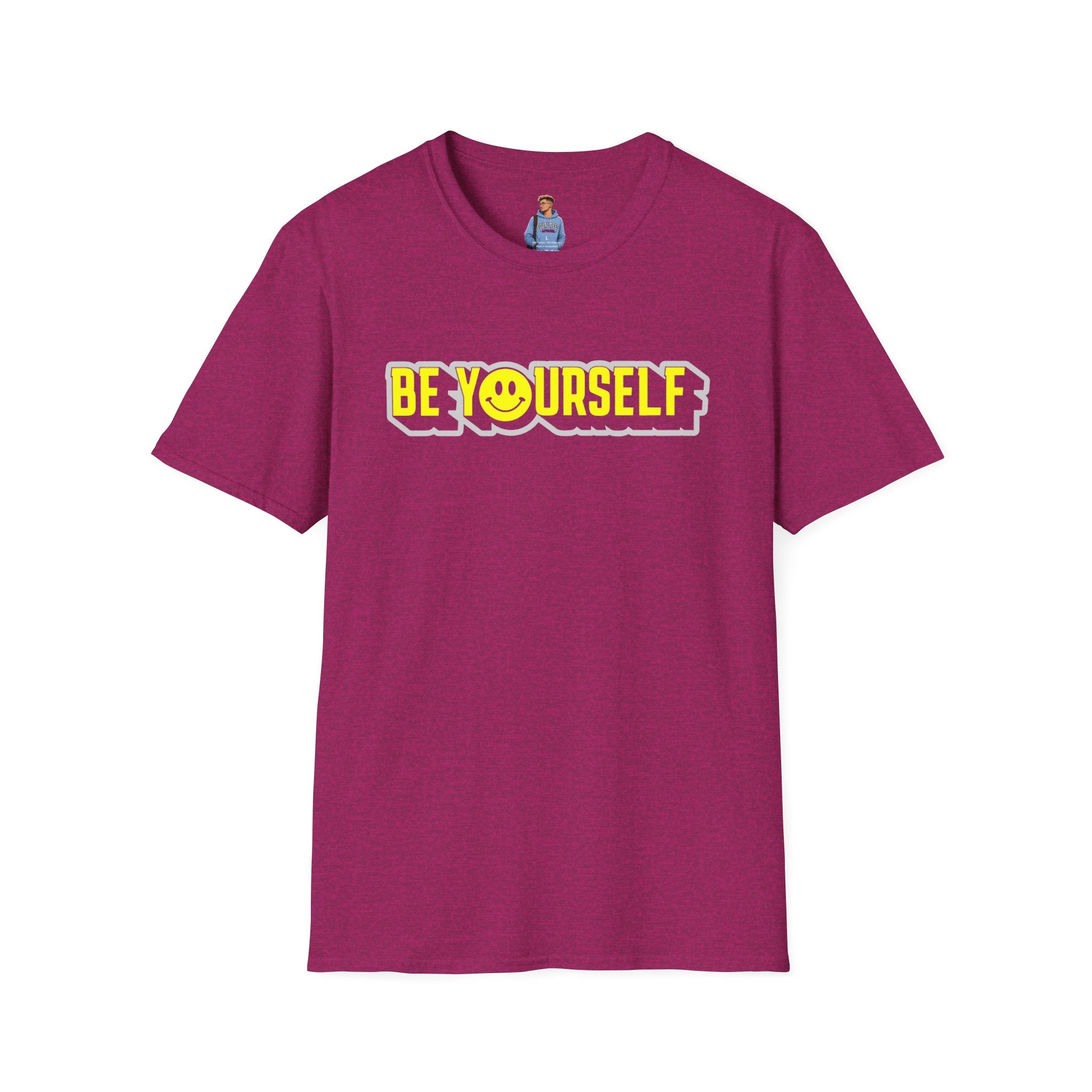 Camiseta unisex de estilo suave con el mensaje "Sé tú mismo" y "Smiley"