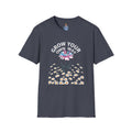 Camiseta unisex "Cultiva a tu manera" con orgullo trans - Diseño floral para amantes de la jardinería