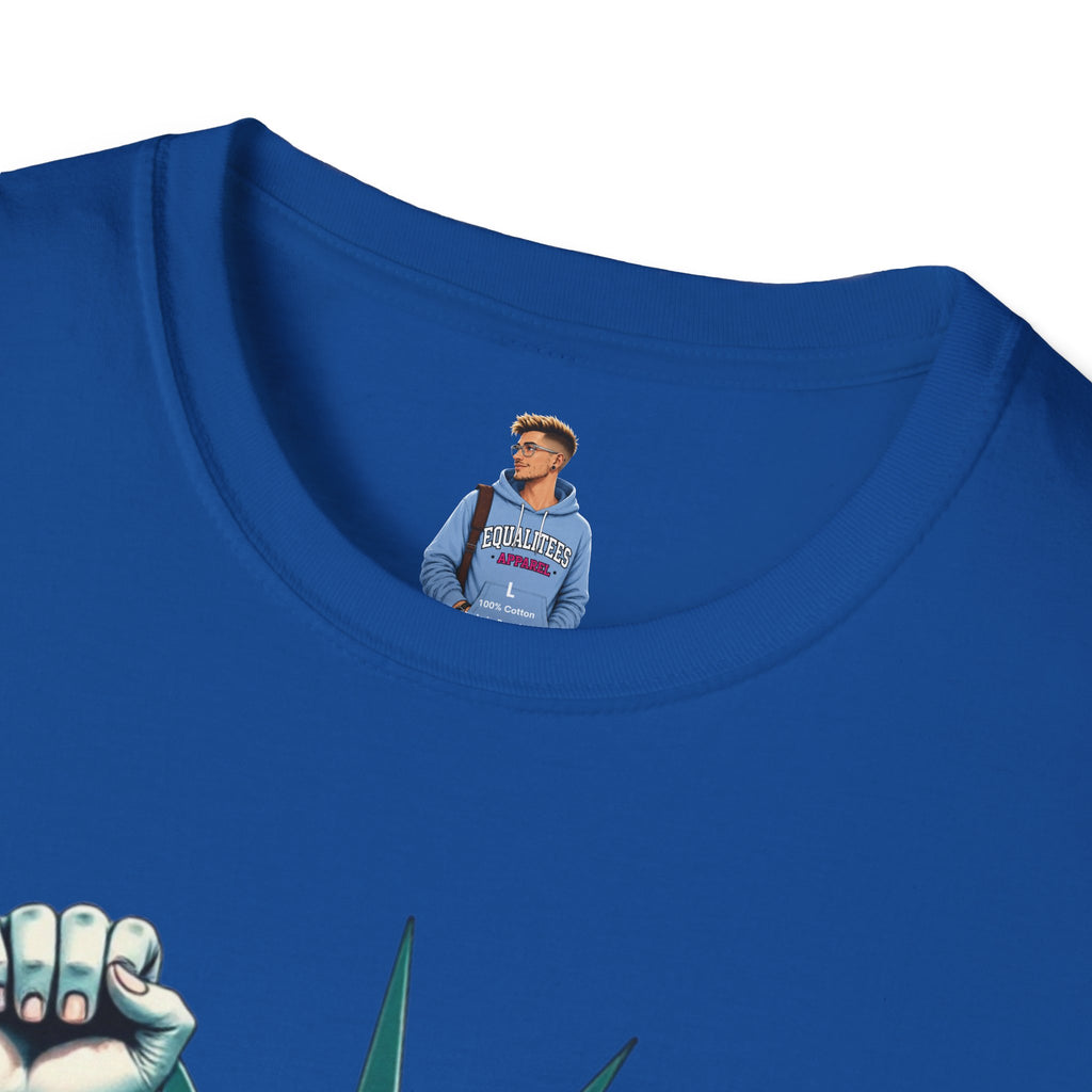 Resist - Patriotic Statue of Liberty T-Shirt - Unisex Softstyle Tee