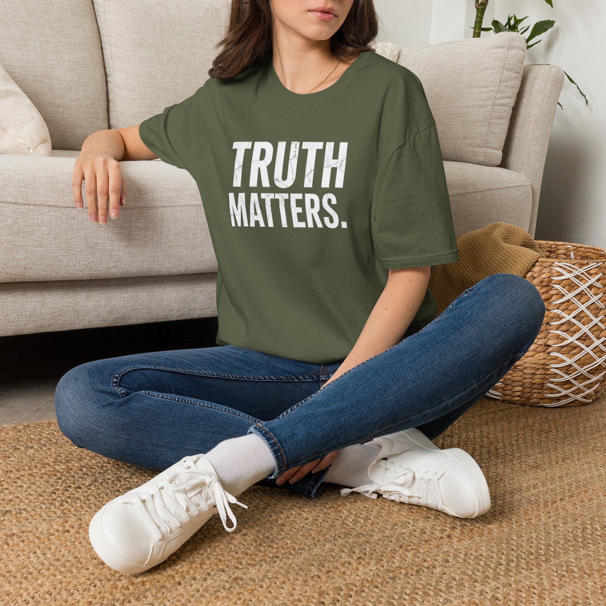 Camiseta unisex de estilo suave: camiseta con el lema "La verdad importa", ideal para activistas y uso diario.