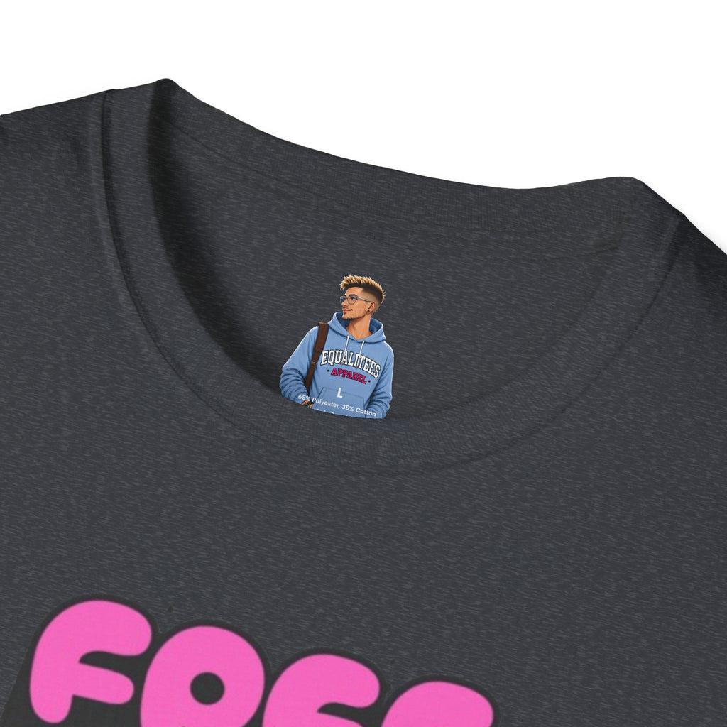 Free Mom Hugs Unisex Softstyle T-Shirt