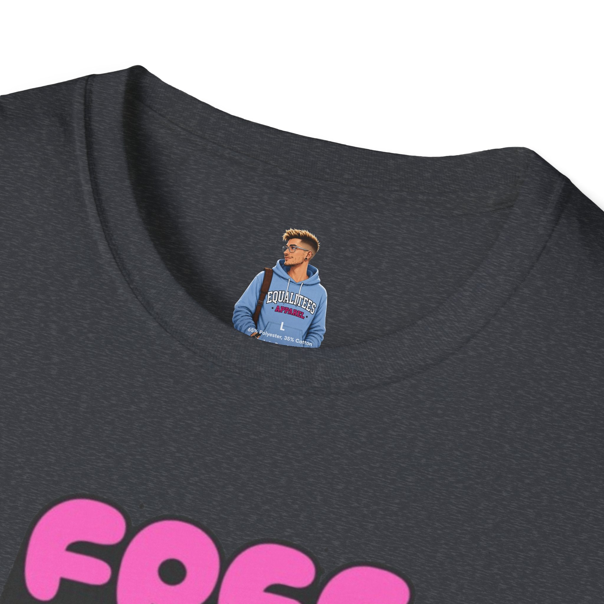 Free Mom Hugs Unisex Softstyle T-Shirt
