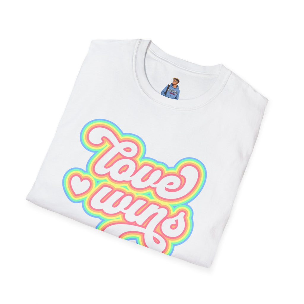 Camiseta unisex de estilo suave Love Wins: vibraciones positivas para el orgullo y el uso diario