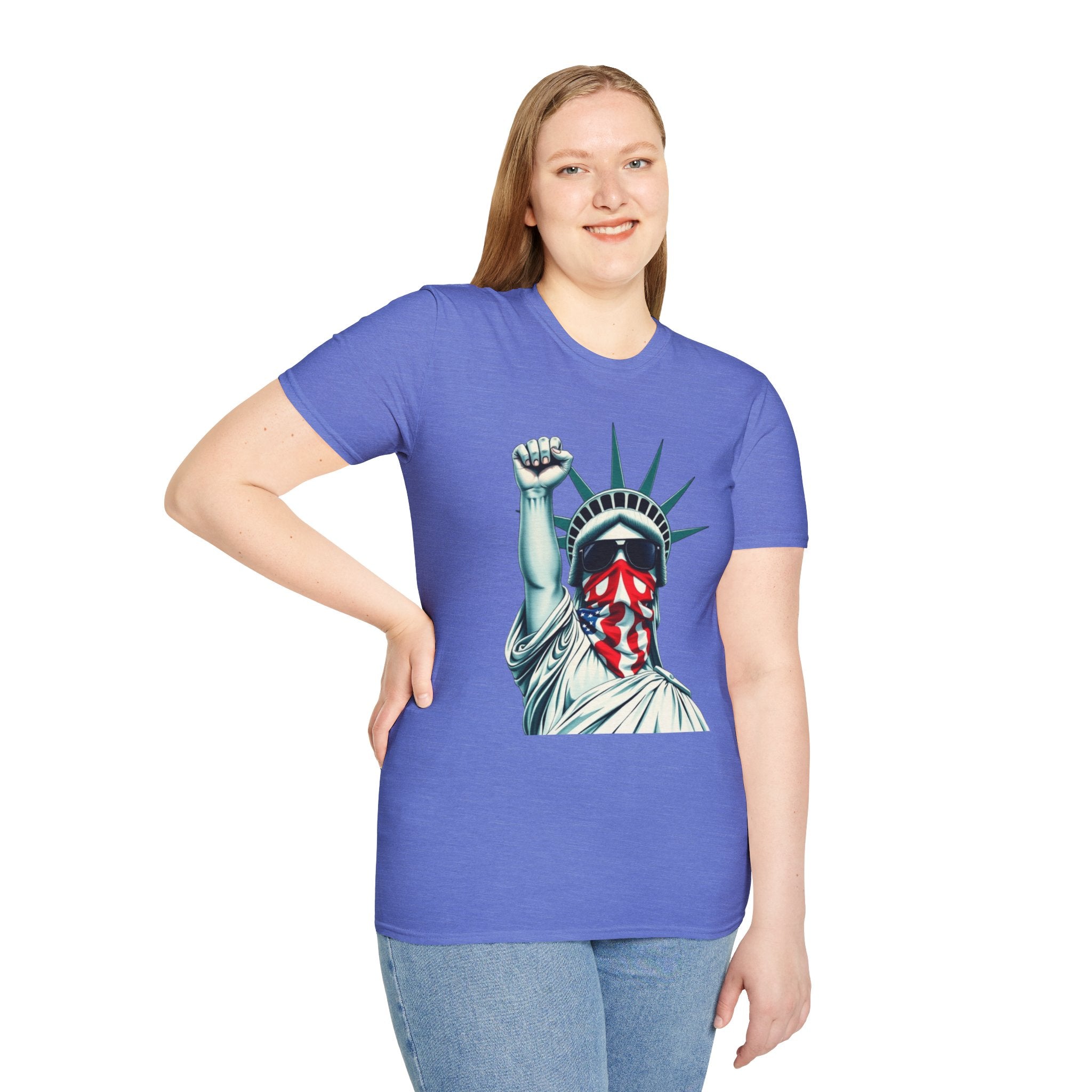 Resist - Patriotic Statue of Liberty T-Shirt - Unisex Softstyle Tee
