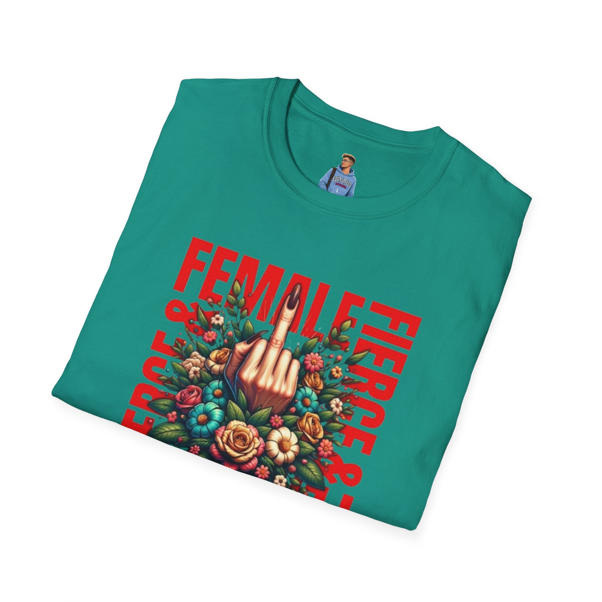 Camiseta unisex femenina Fierce: camiseta con estampado floral de estilo suave