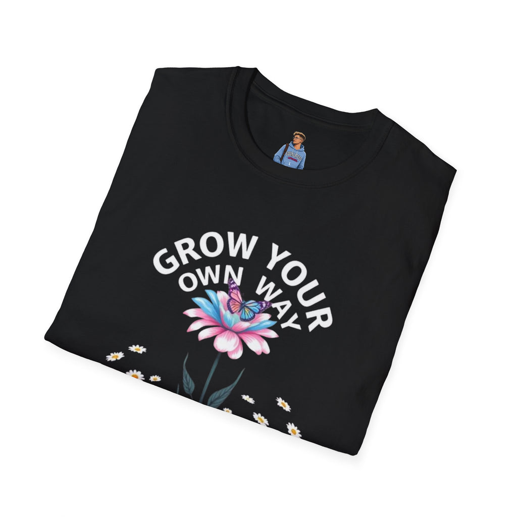 Camiseta unisex "Cultiva a tu manera" con orgullo trans - Diseño floral para amantes de la jardinería