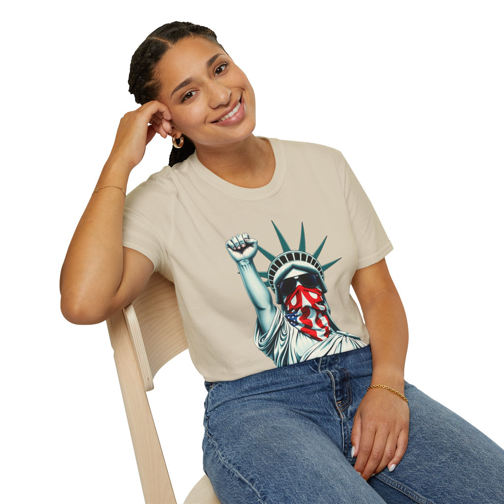 Resist - Patriotic Statue of Liberty T-Shirt - Unisex Softstyle Tee