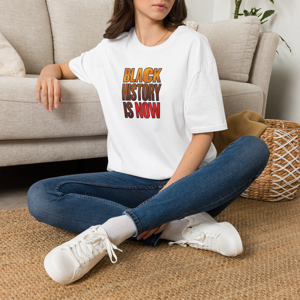 Camiseta unisex Softstyle: camiseta inspiradora "La historia negra es ahora"