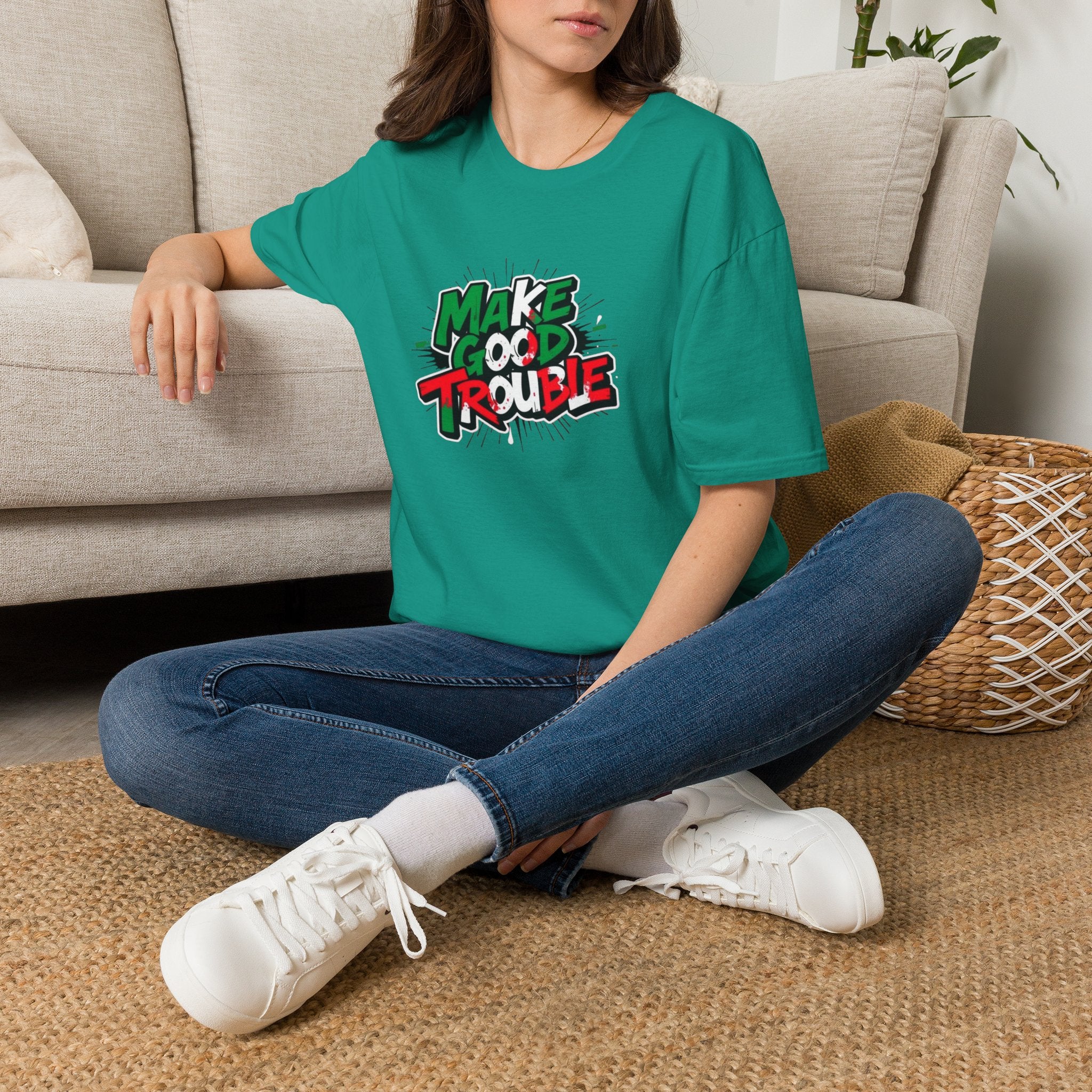 Camiseta unisex de estilo suave Make Good Trouble | Divertida camiseta gráfica para activistas y creadores de tendencias