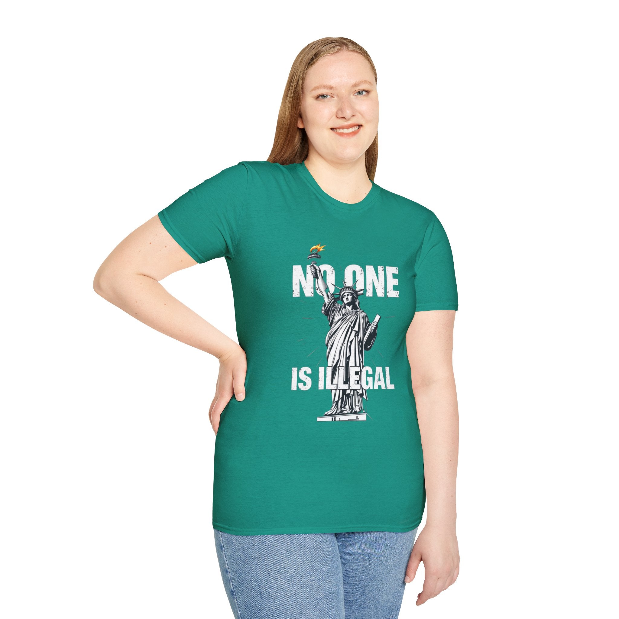 Camiseta unisex de estilo suave: camiseta gráfica con el lema "Nadie es ilegal" para defensores de la justicia social