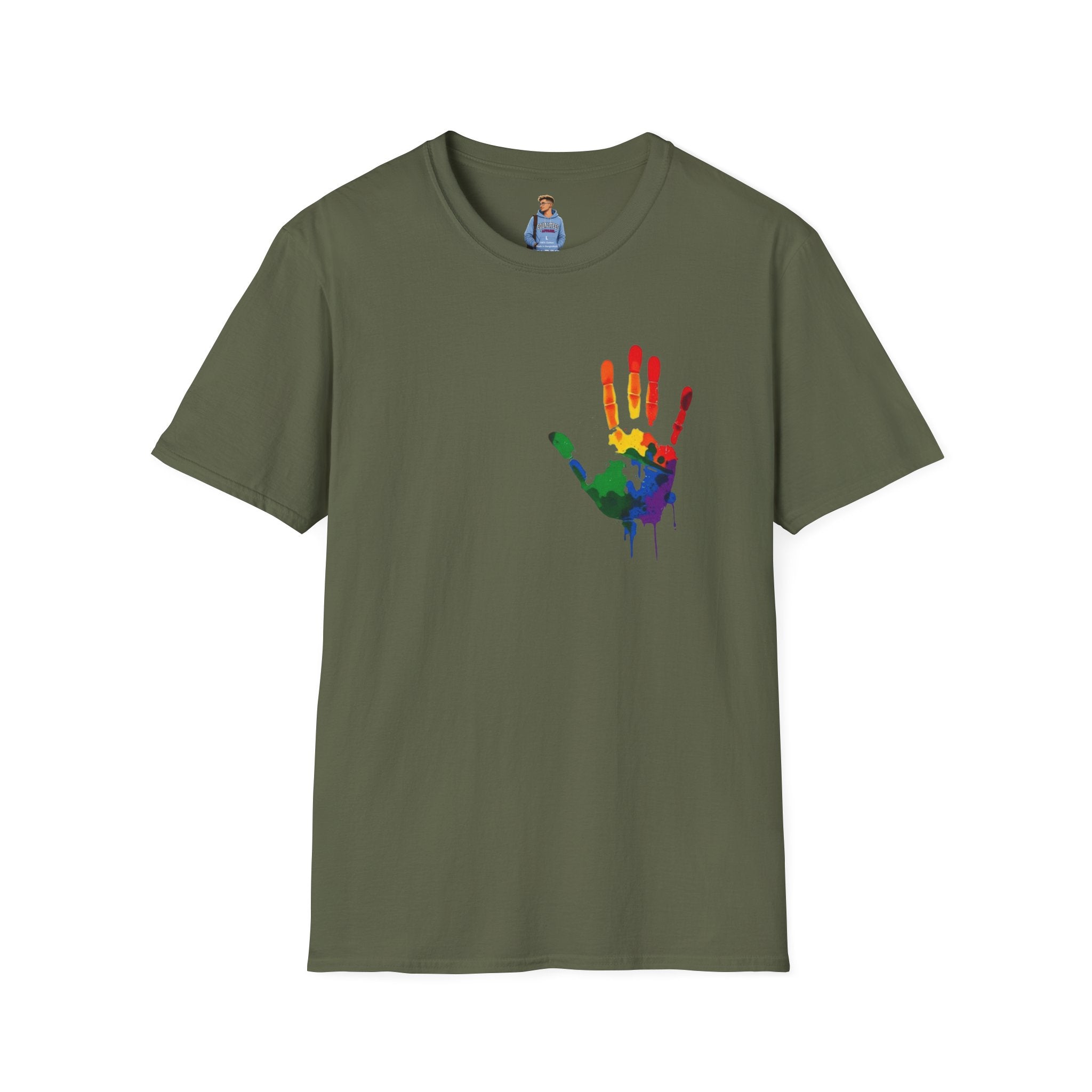 Camiseta unisex de estilo suave con arte inclusivo: «Huella de arcoíris, todos pertenecemos»