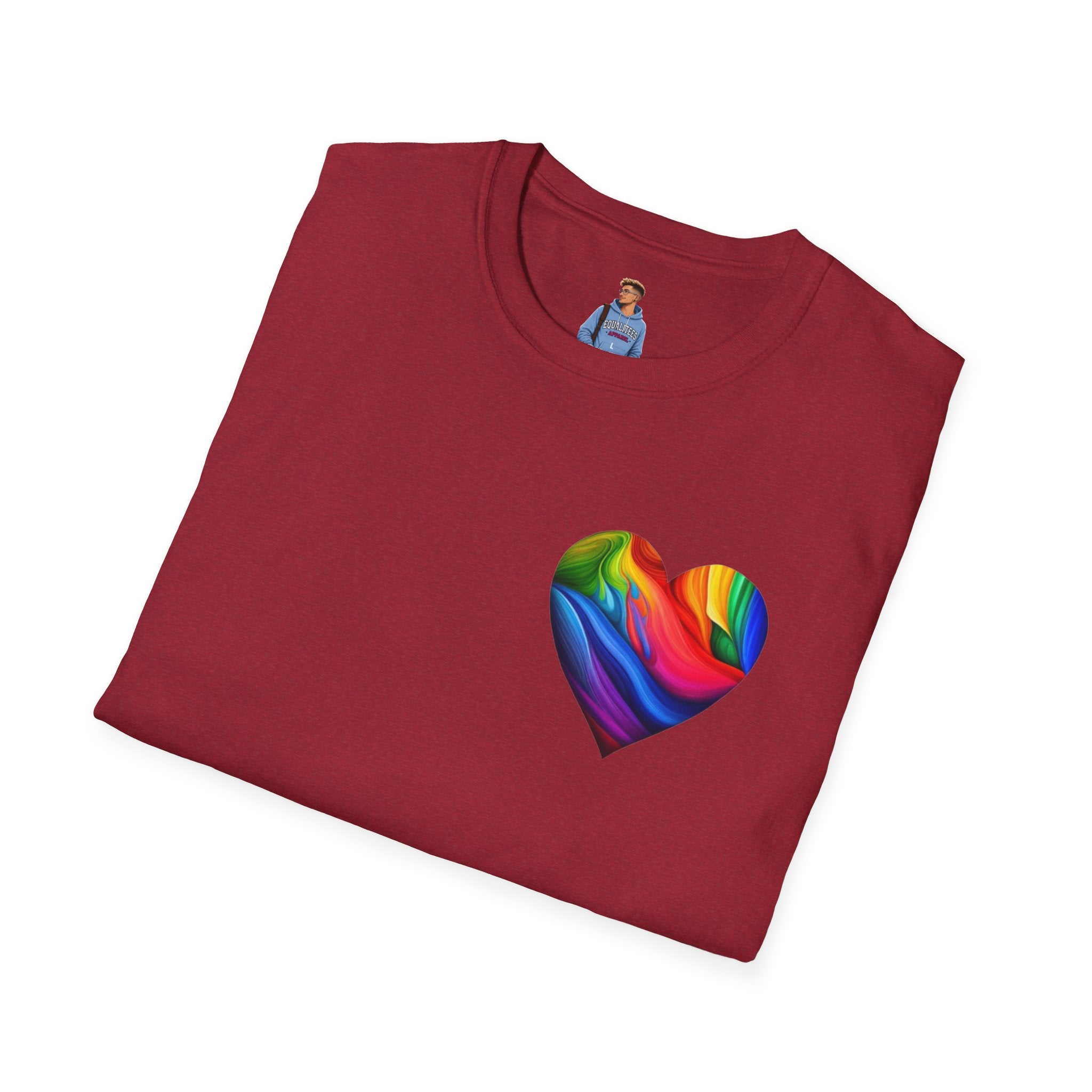 Camiseta unisex Softstyle - Diseño de corazón de orgullo con la frase 'La existencia es resistencia'