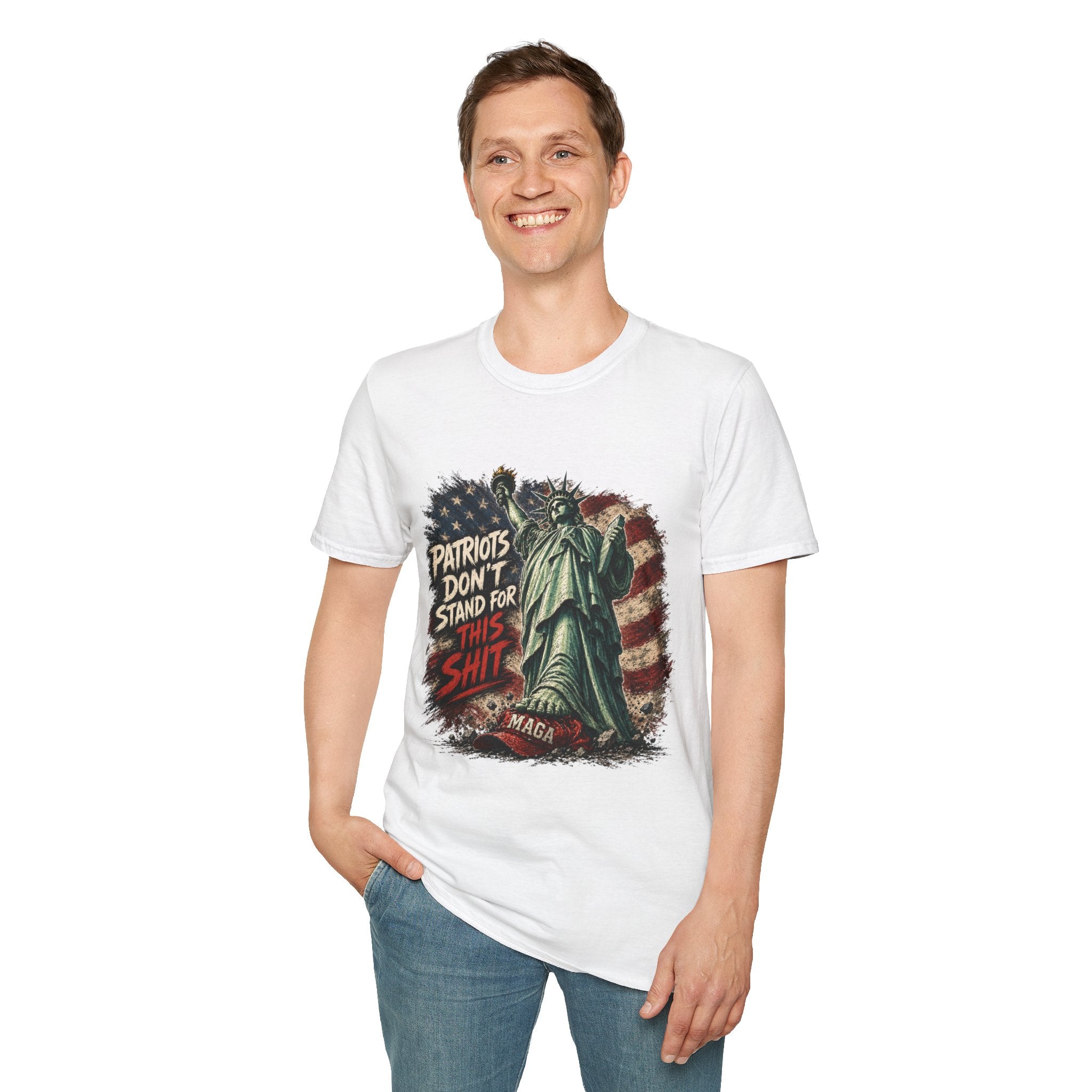Patriots Don’t Stand For This T-Shirt — Statue of Liberty & Distressed Flag Graphic