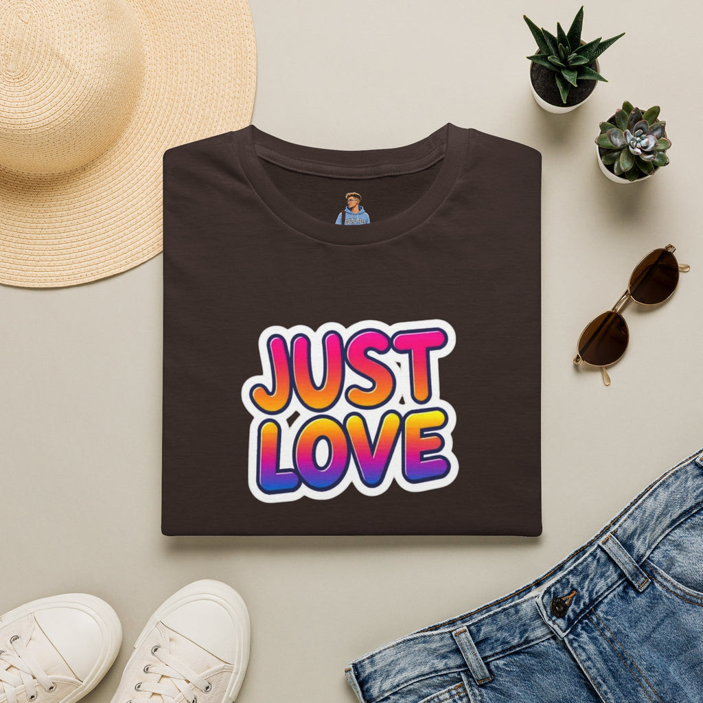 Camiseta unisex de estilo suave Just Love | Perfecta para el orgullo, los aniversarios y el uso diario