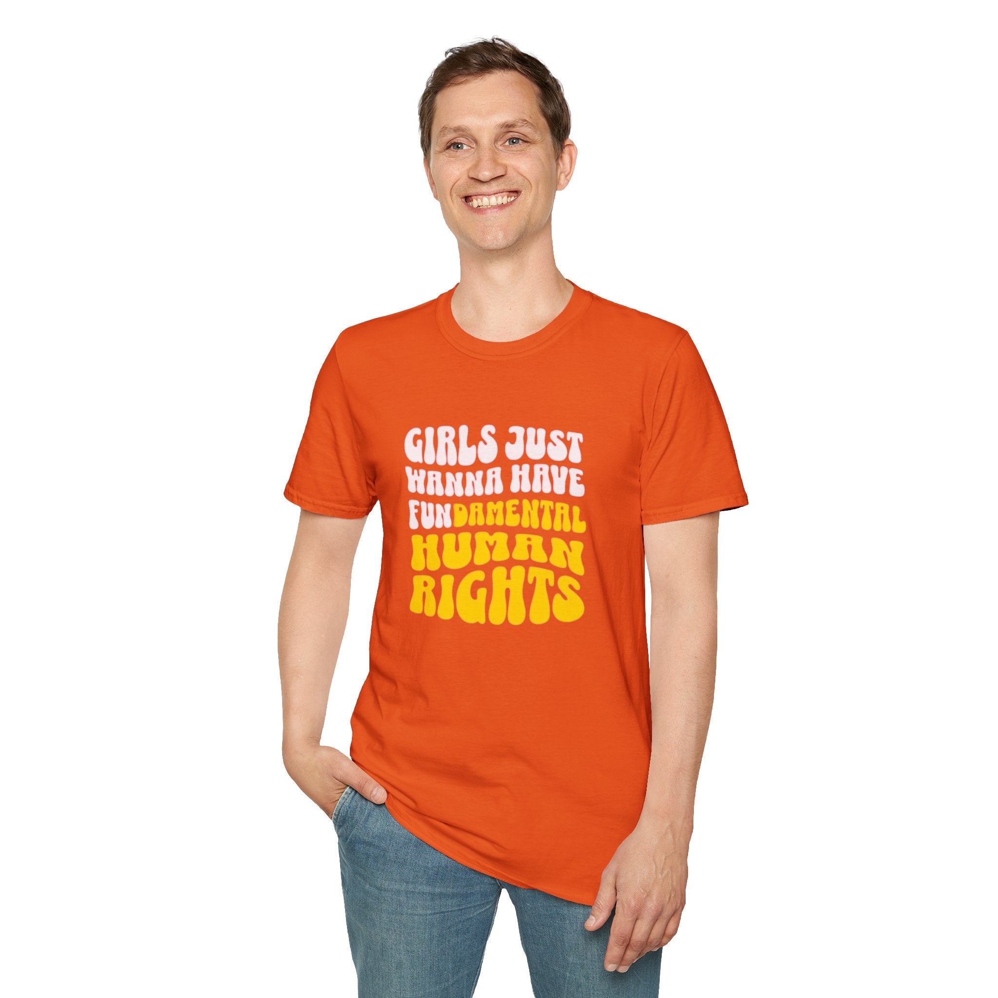 Camiseta unisex de estilo suave "Girls Just Wanna Have Fundamental Human Rights"