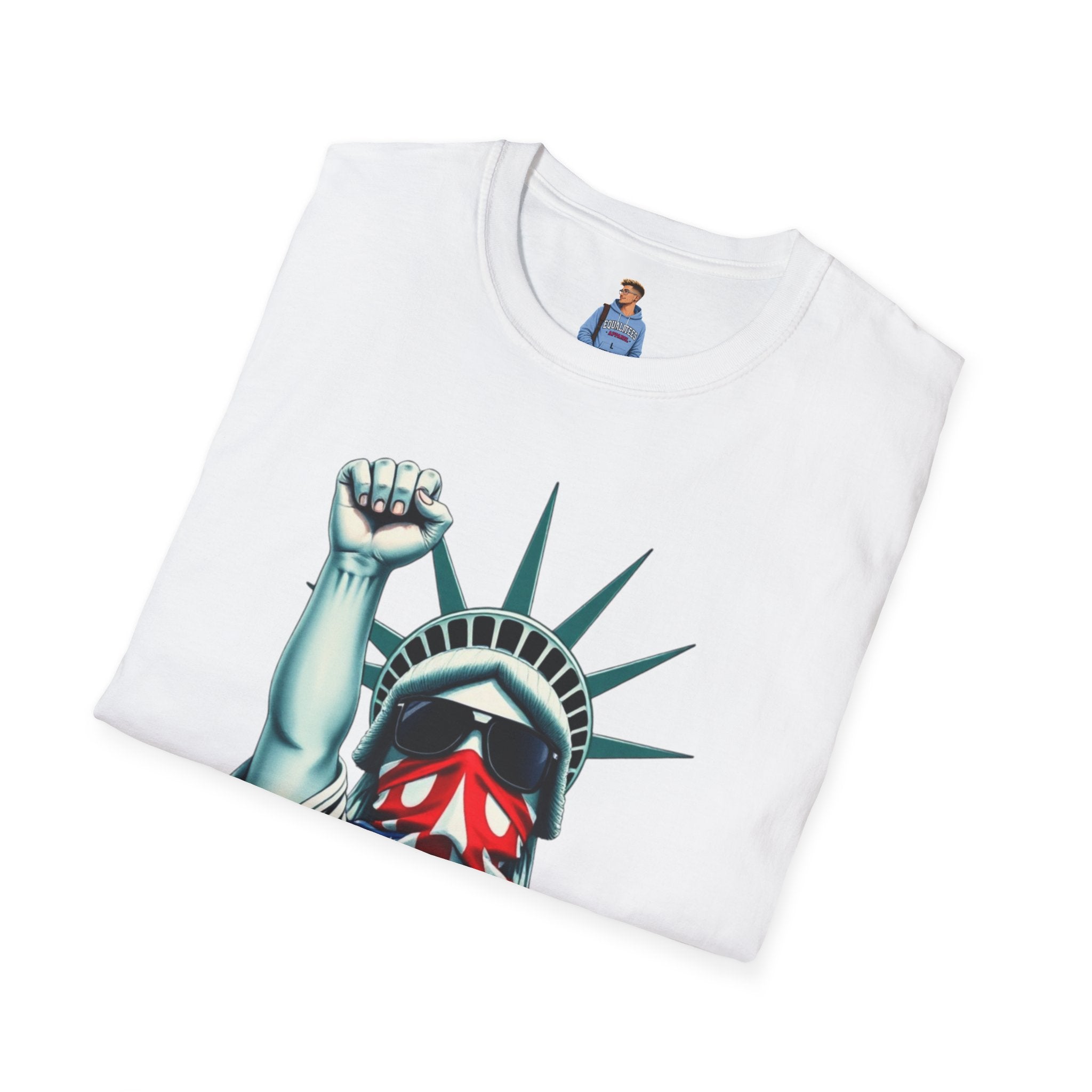 Resist - Patriotic Statue of Liberty T-Shirt - Unisex Softstyle Tee