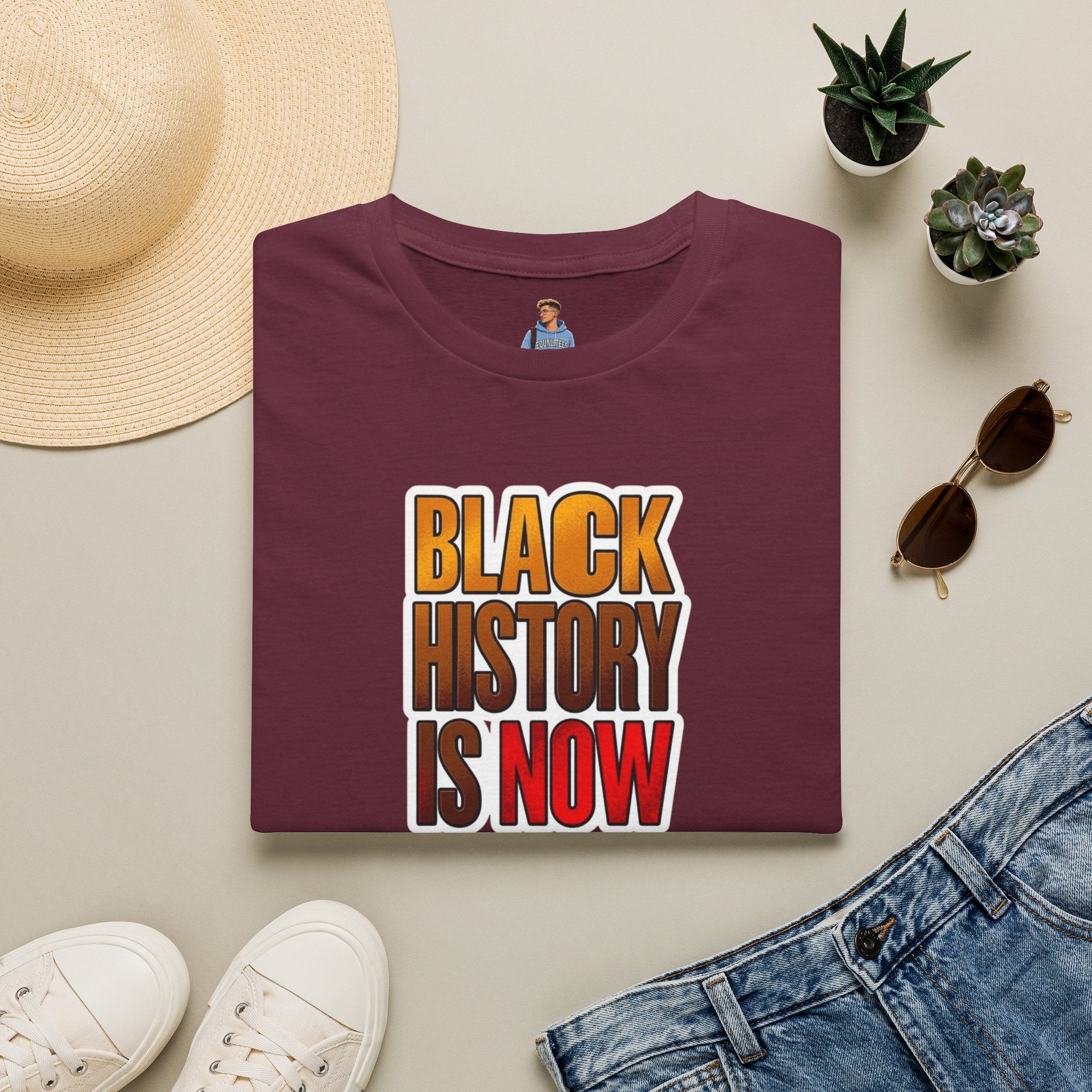 Camiseta unisex Softstyle: camiseta inspiradora "La historia negra es ahora"