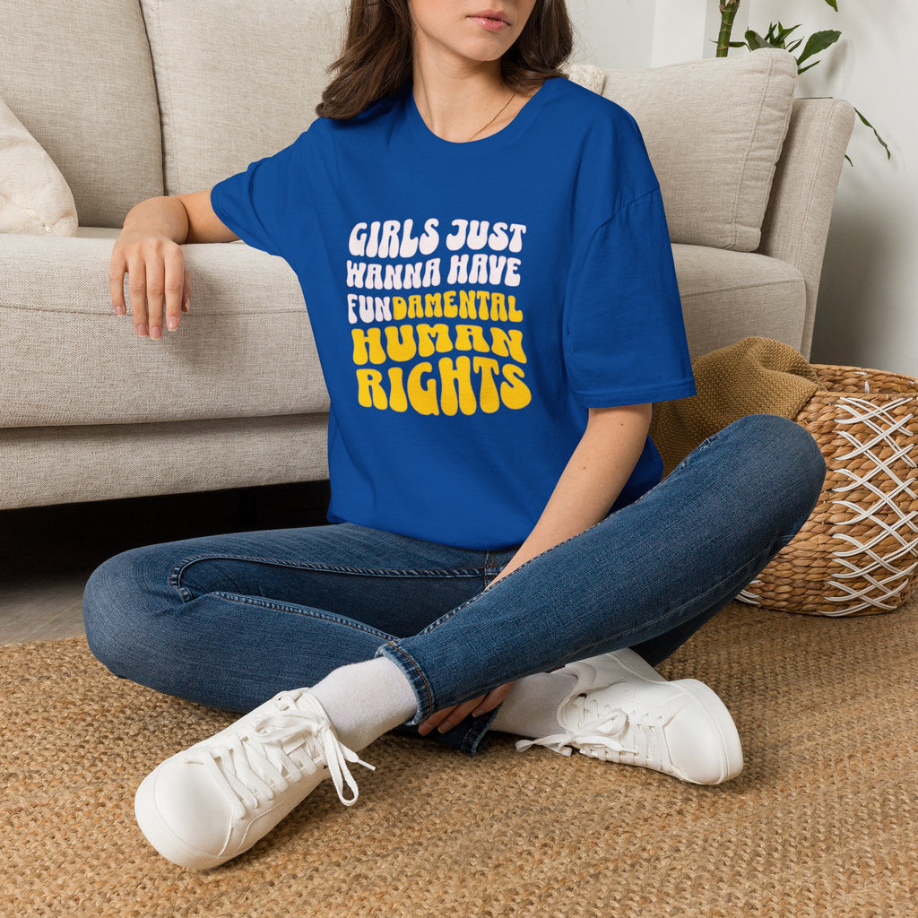 Camiseta unisex de estilo suave "Girls Just Wanna Have Fundamental Human Rights"
